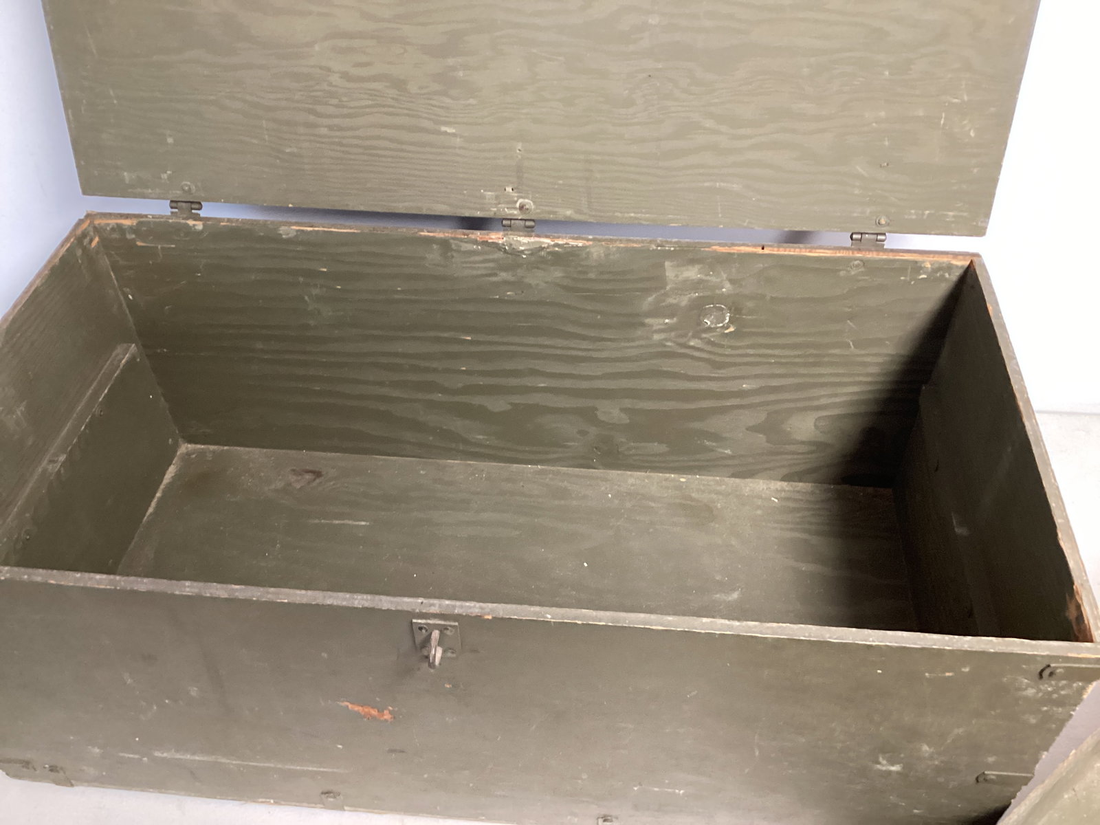 US Military Wood Foot Locker Trunk with Tray - 4