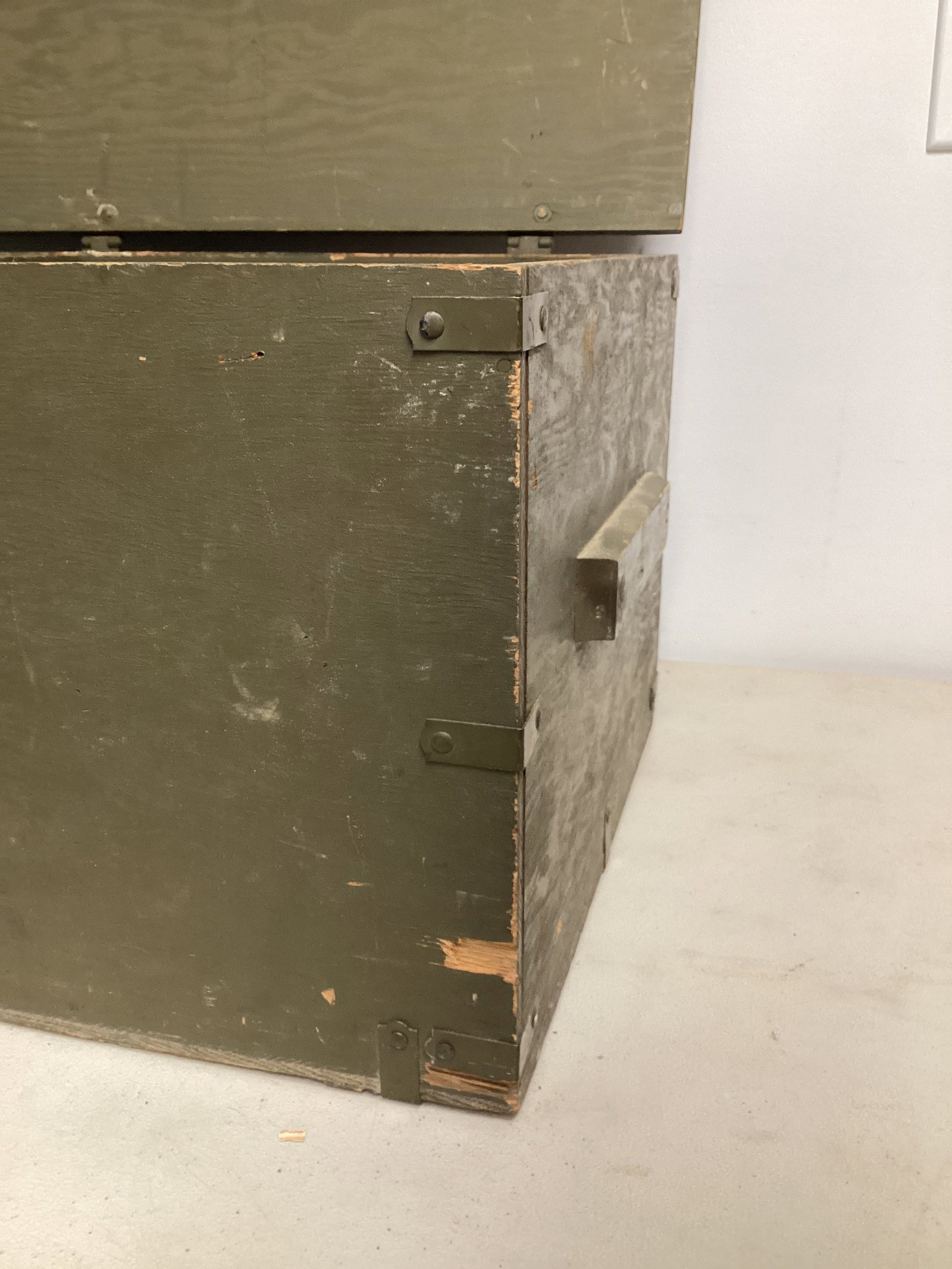 US Military Wood Foot Locker Trunk with Tray - 5