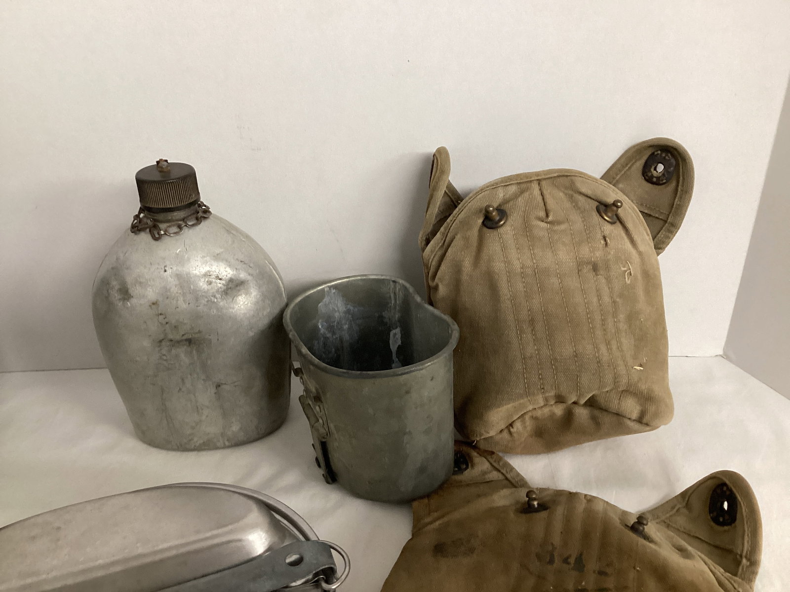 Military Mess Kit and Canteens - 6
