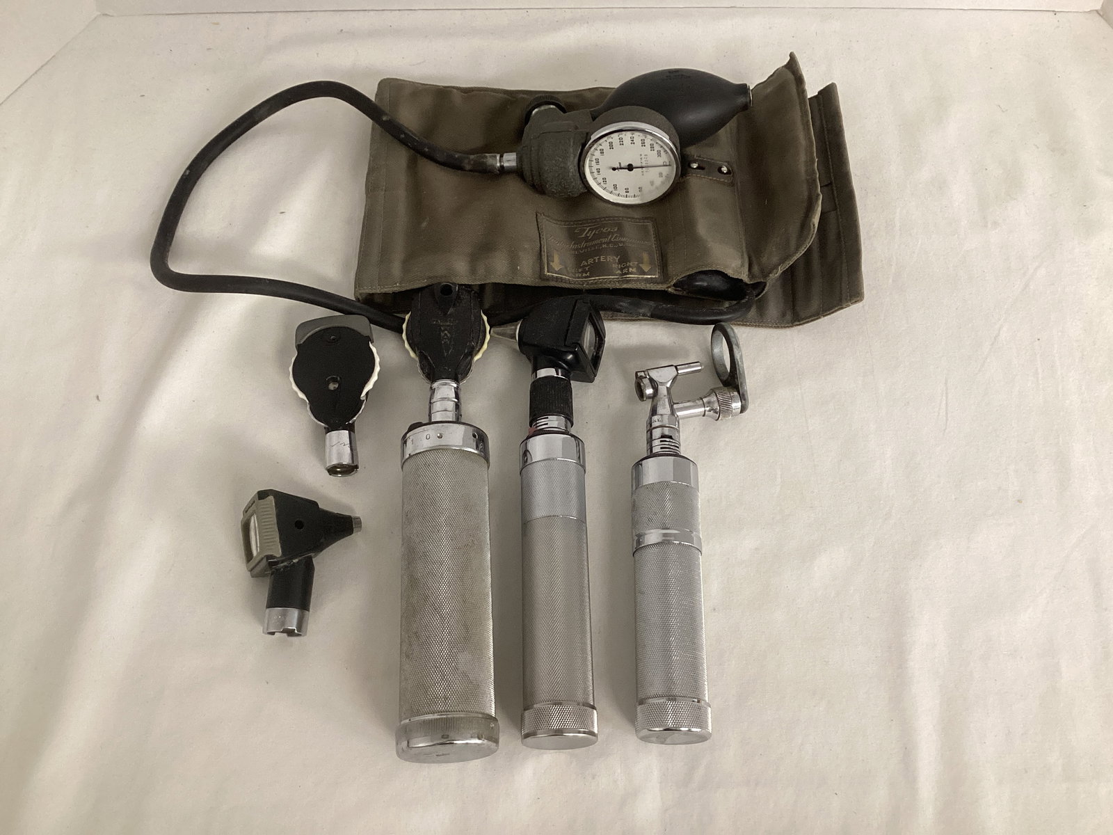 Vintage Blood Pressure Cuff and Medical Tools (1 of 9)