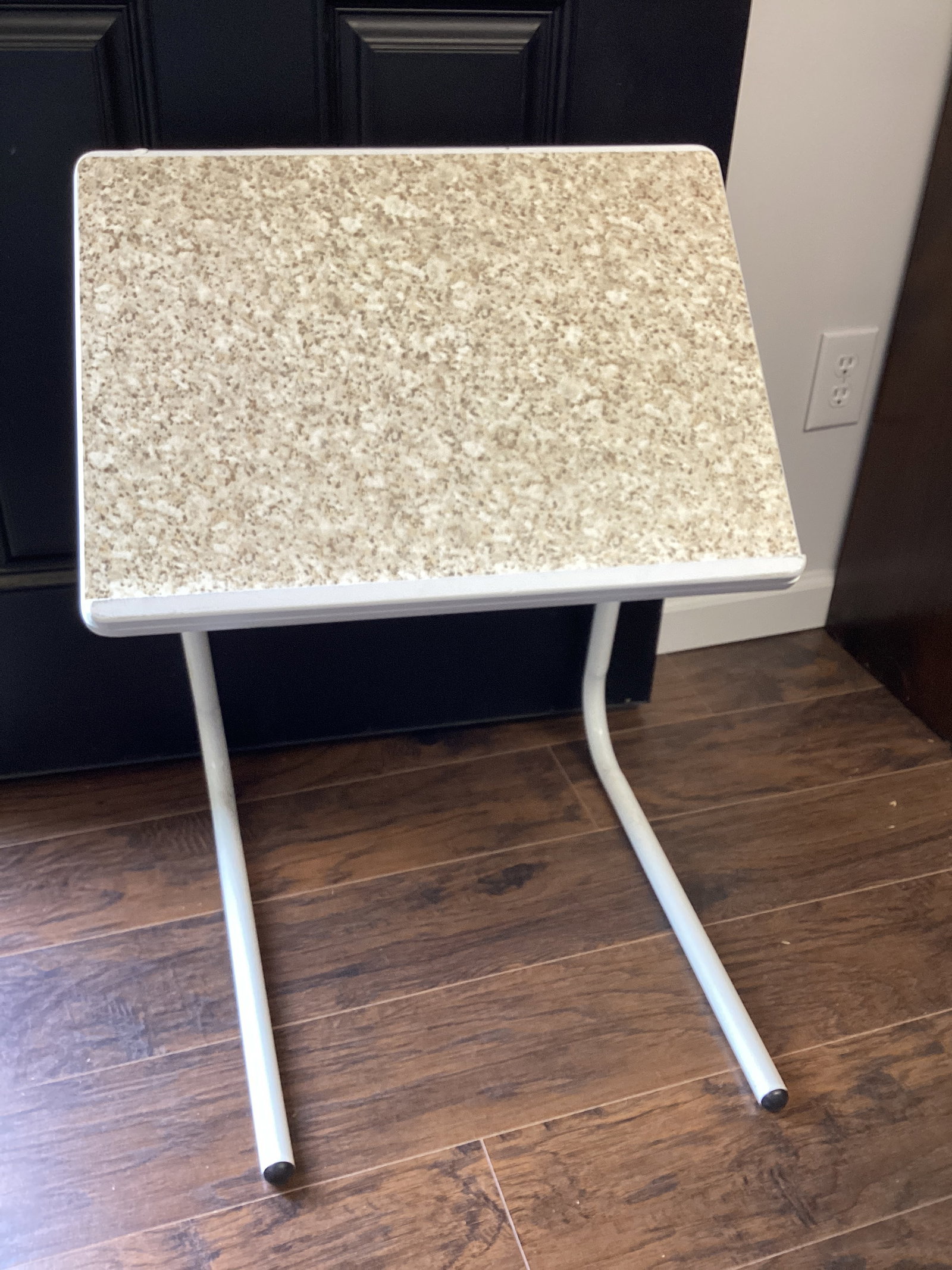 Adjustable Tilt Top Table (1 of 5)