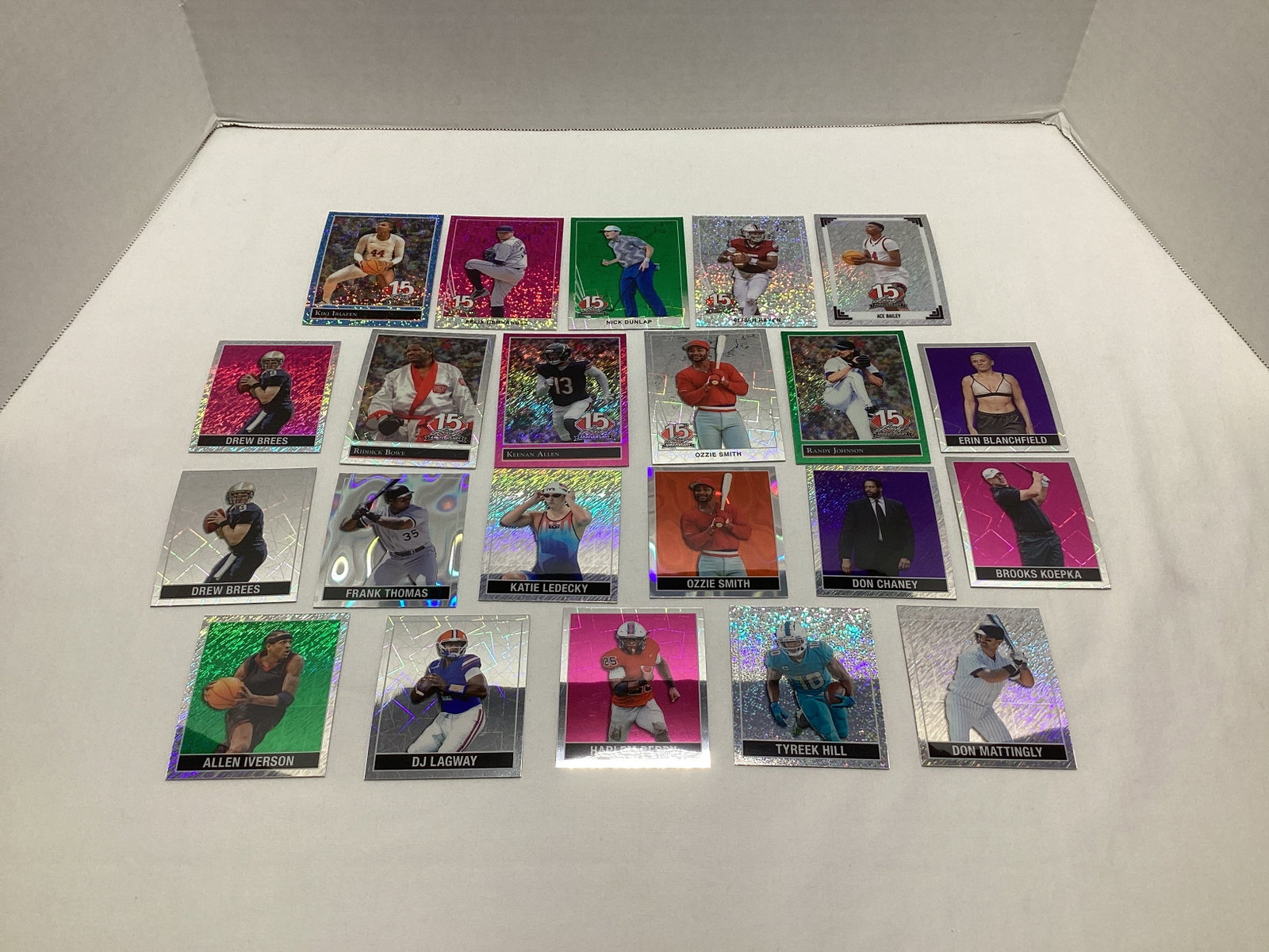 Leaf 15th Anniversary Cards: .