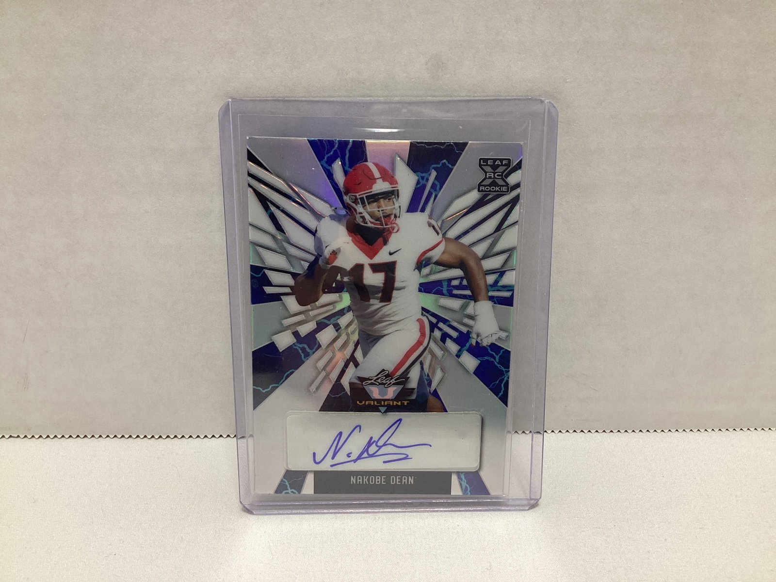 2022 Leaf Valiant Nakobe Dean Autographed 2/4 Football Card: .