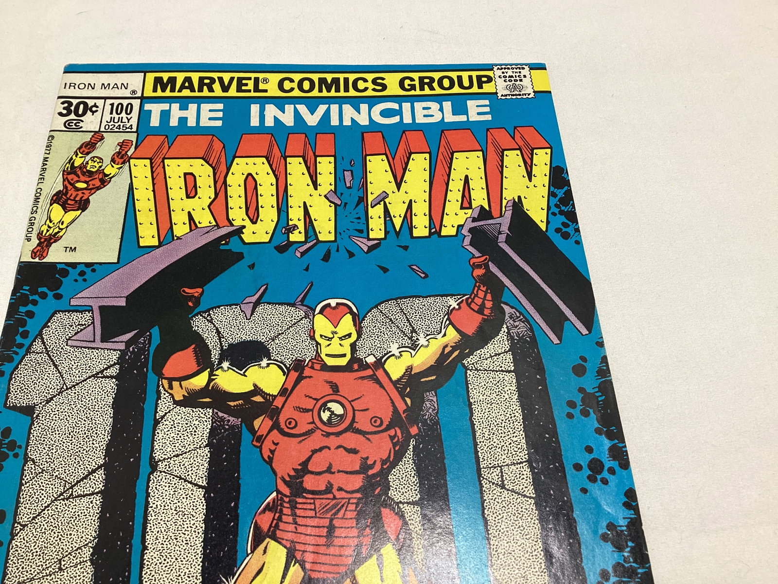 Iron Man 100 Marvel Comic Book - 3