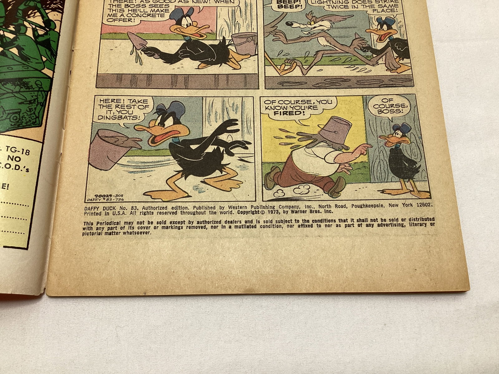 Daffy Duck 83 Whitman Comic Book - 7
