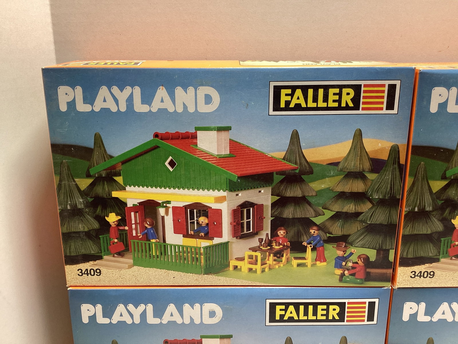 Four Faller Playland 3409 Country House Playsets - 2