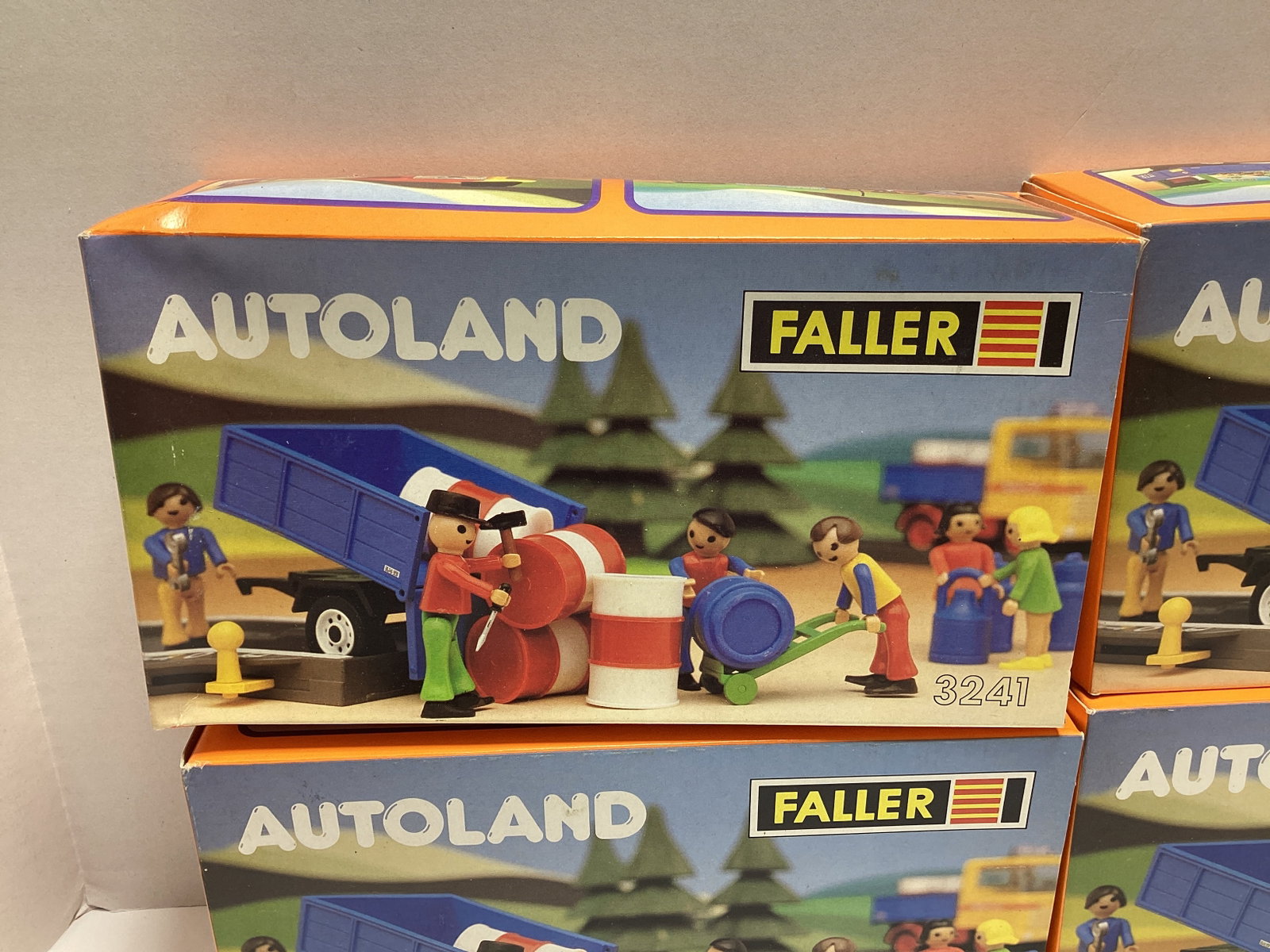 Four Faller Autoland 3241 Barrel Trailer Playsets - 2