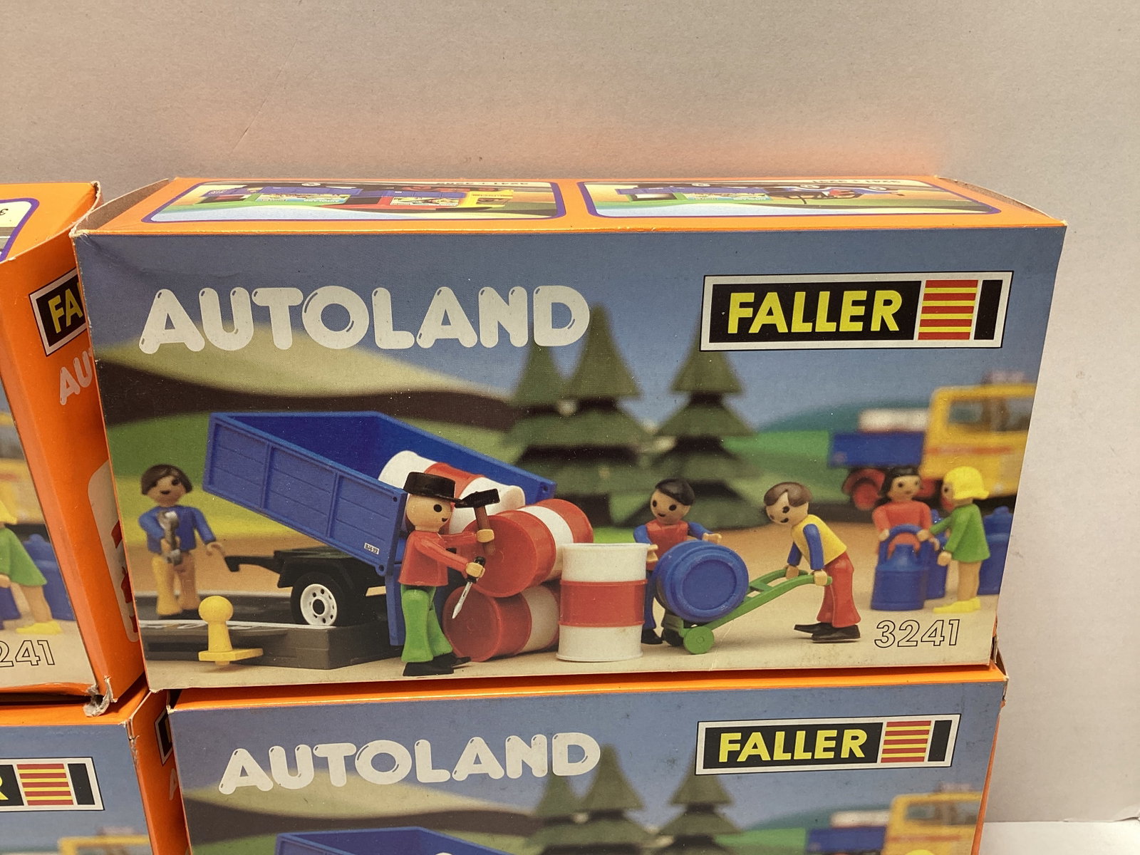 Four Faller Autoland 3241 Barrel Trailer Playsets - 2