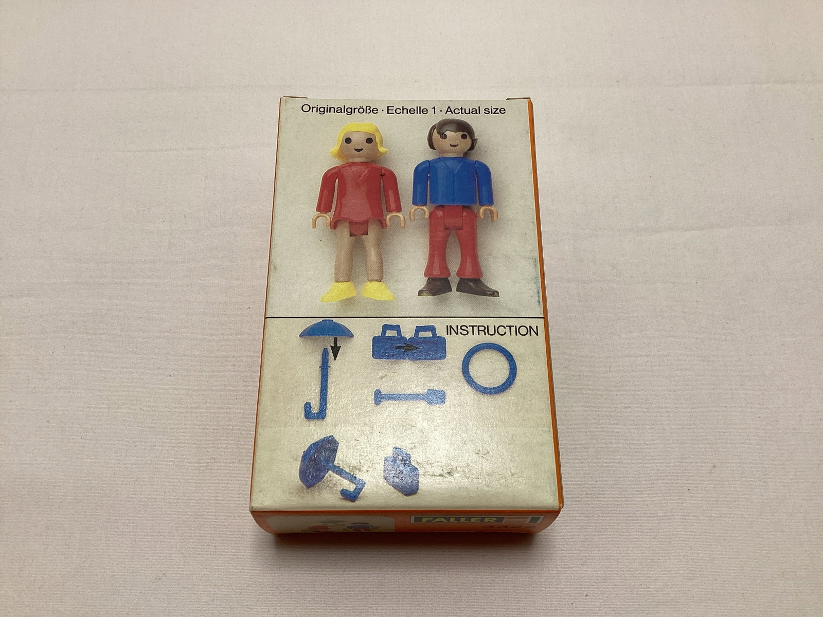 Two Faller Autoland 3322 Figures - 2