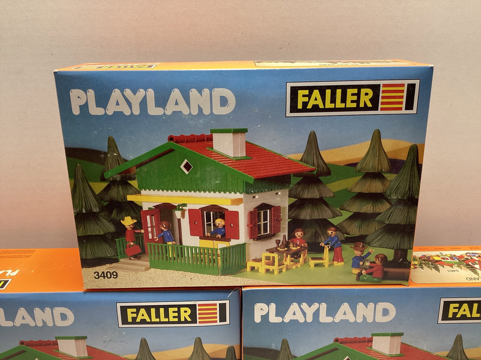 Three Faller Playland 3409 Country House Playsets - 2