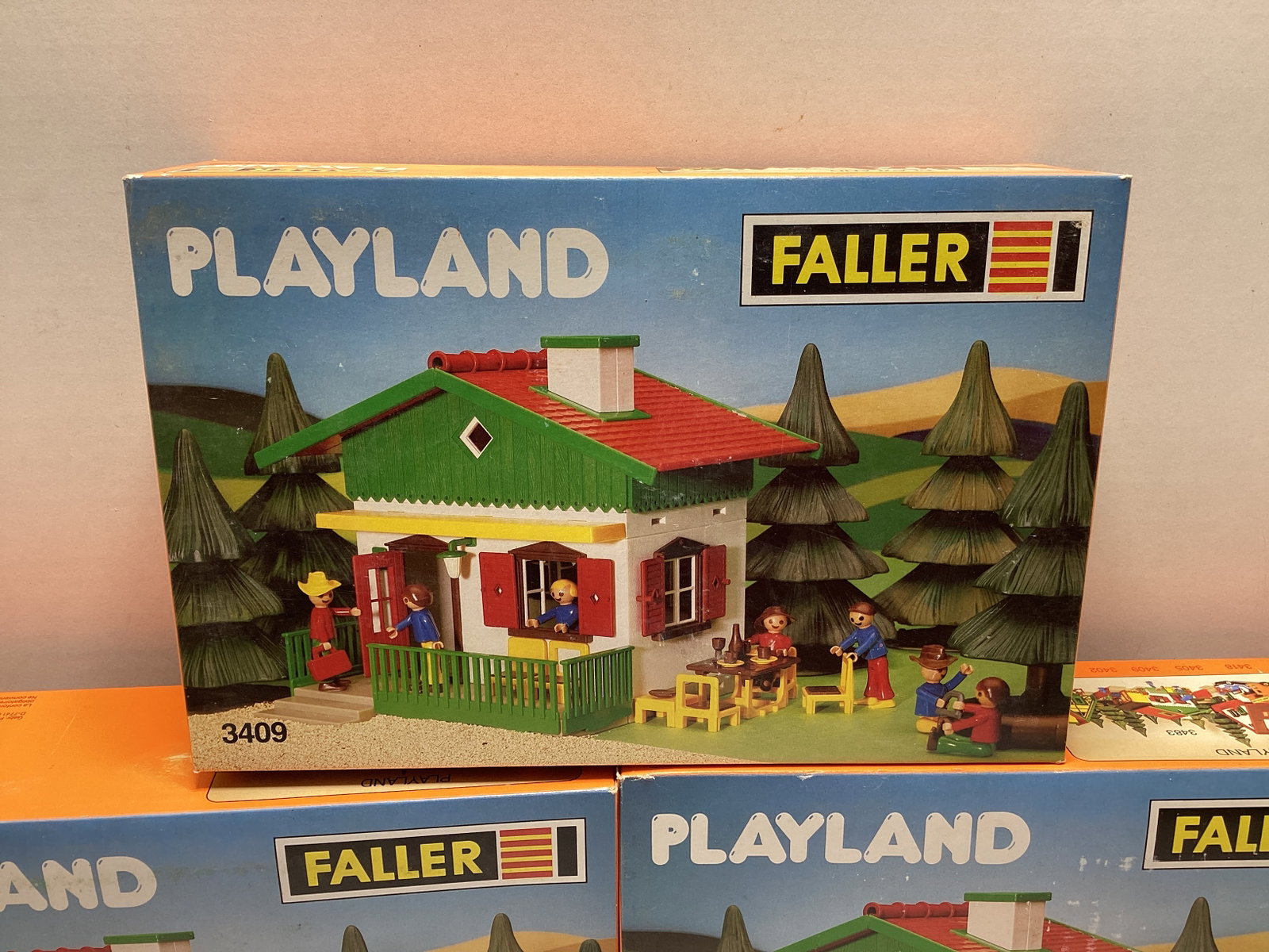 Three Faller Playland 3409 Country House Playsets - 2