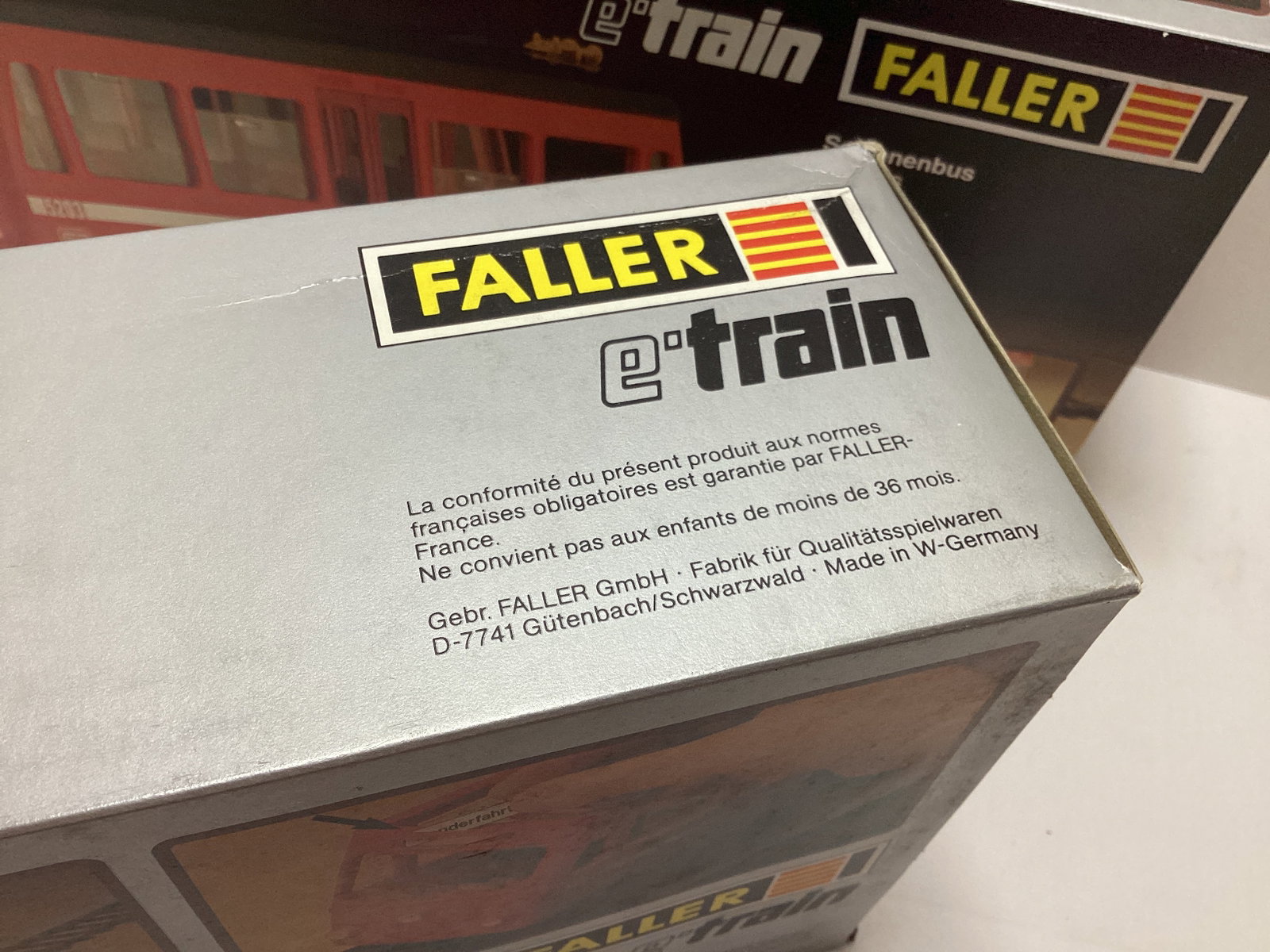 Two Faller E-Train 3827 Schienenbus Railbuses - 3