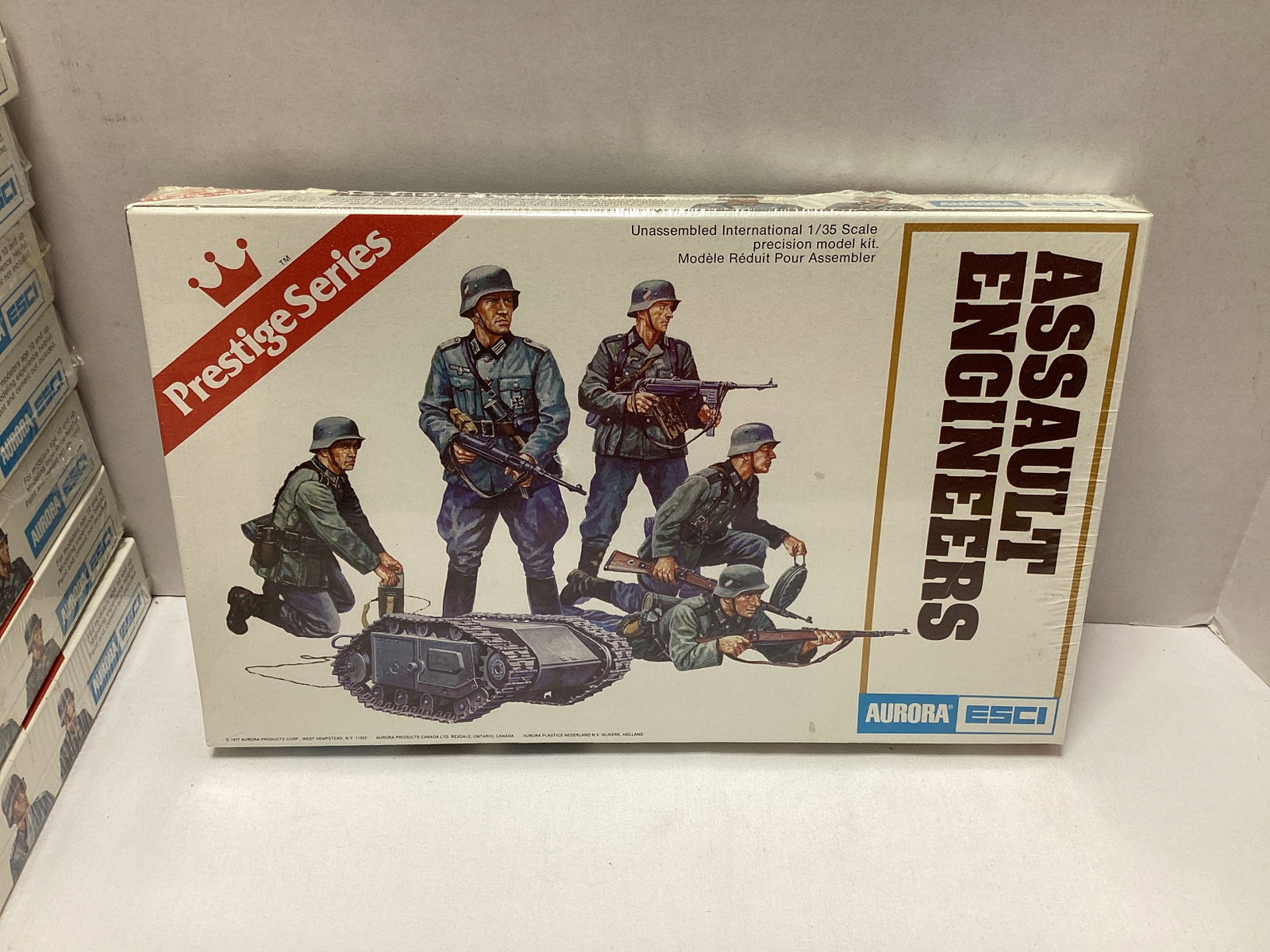 Eight Aurora ESCI Prestige Series Sealed Assault Engineers 6303 Model Kits - 5