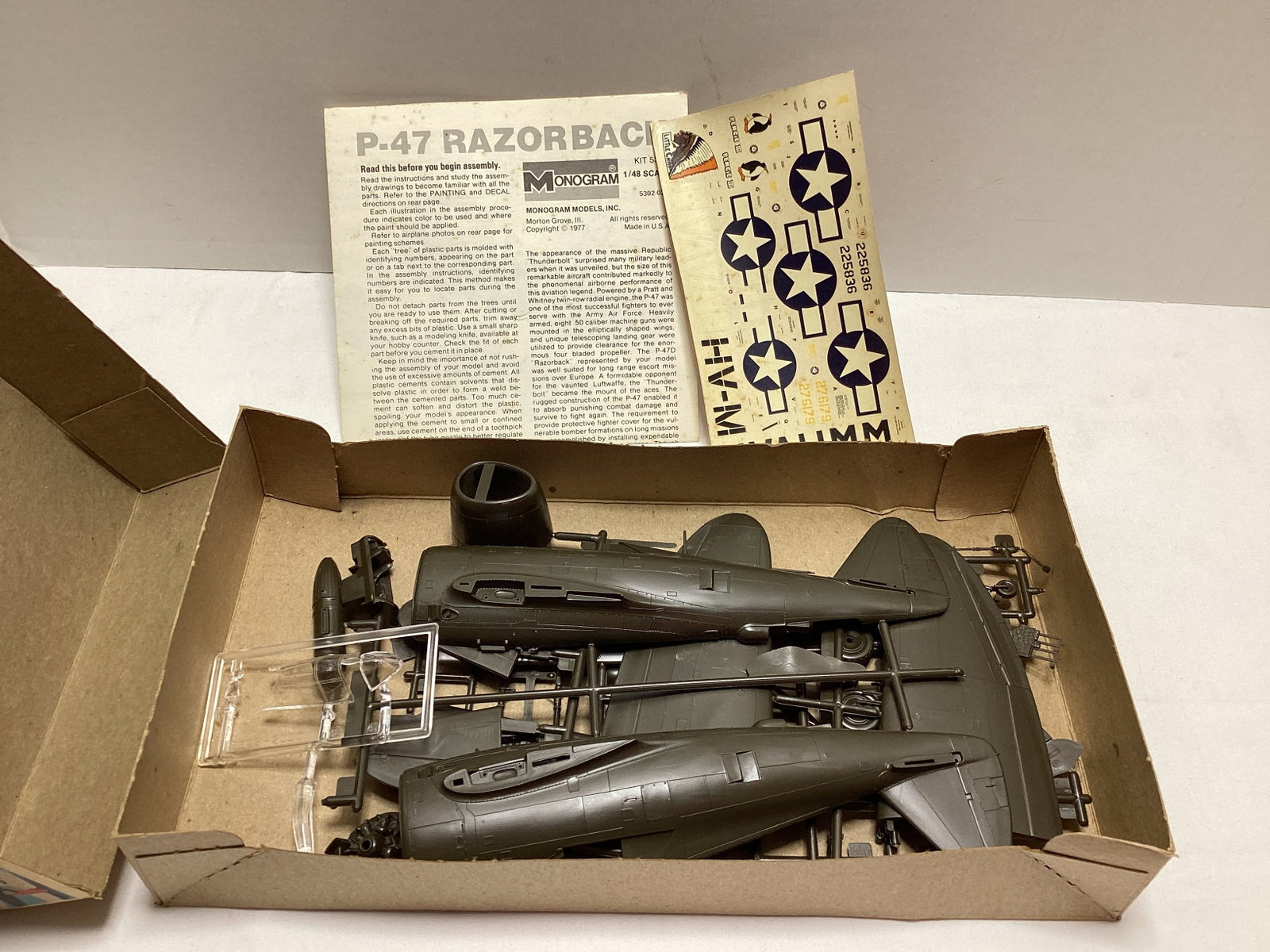 Monogram P-47D Razorback 1:48 Scale Military Model Kit - 3