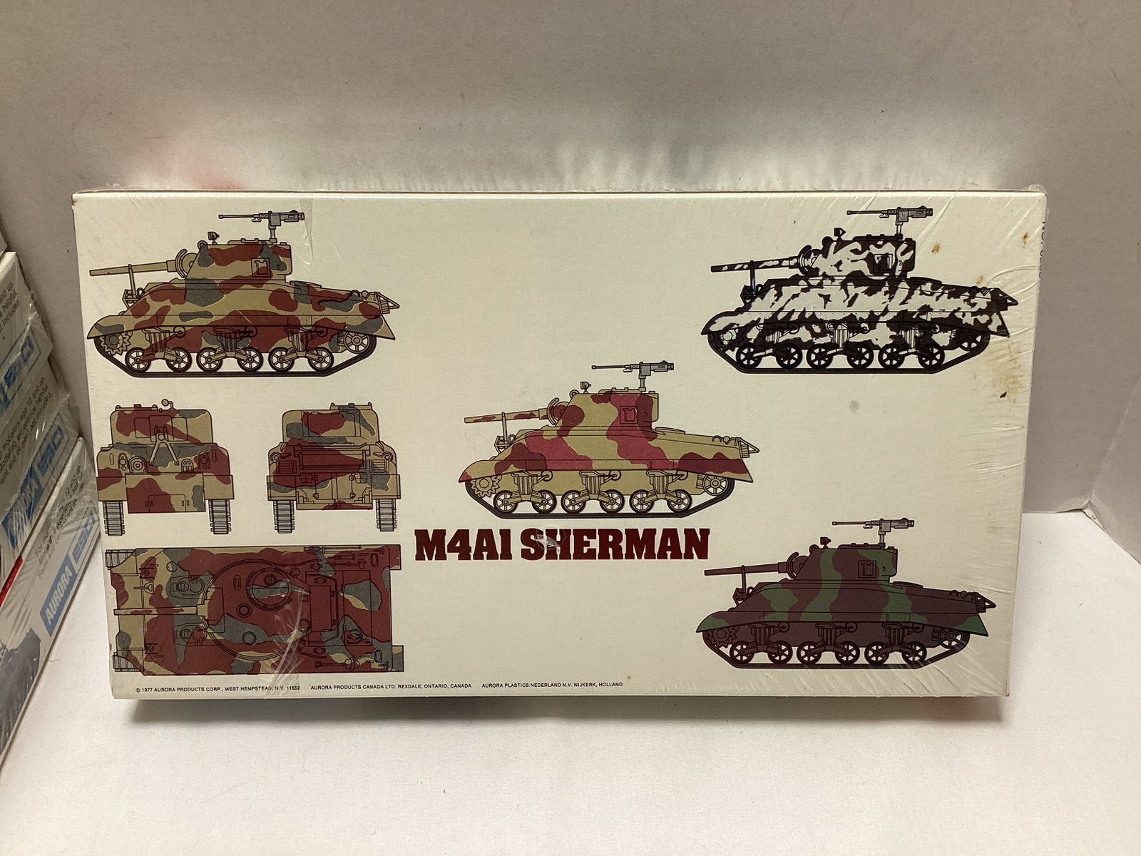 Seven Aurora ESCI Prestige Series M4AI Sherman Tank Sealed 1:72 Scale Model Kits - 5
