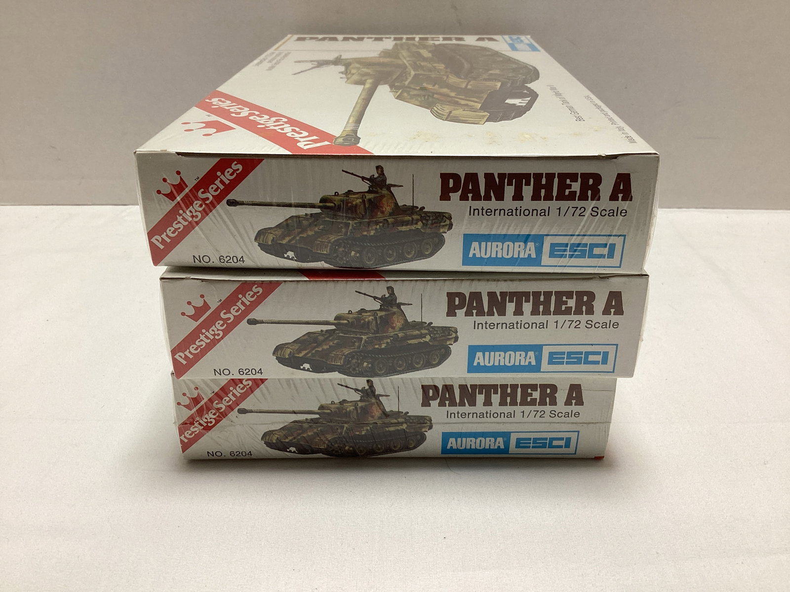 Three Aurora Panther A German WWII Tank Sealed 1:72 Scale Model Kits - 6