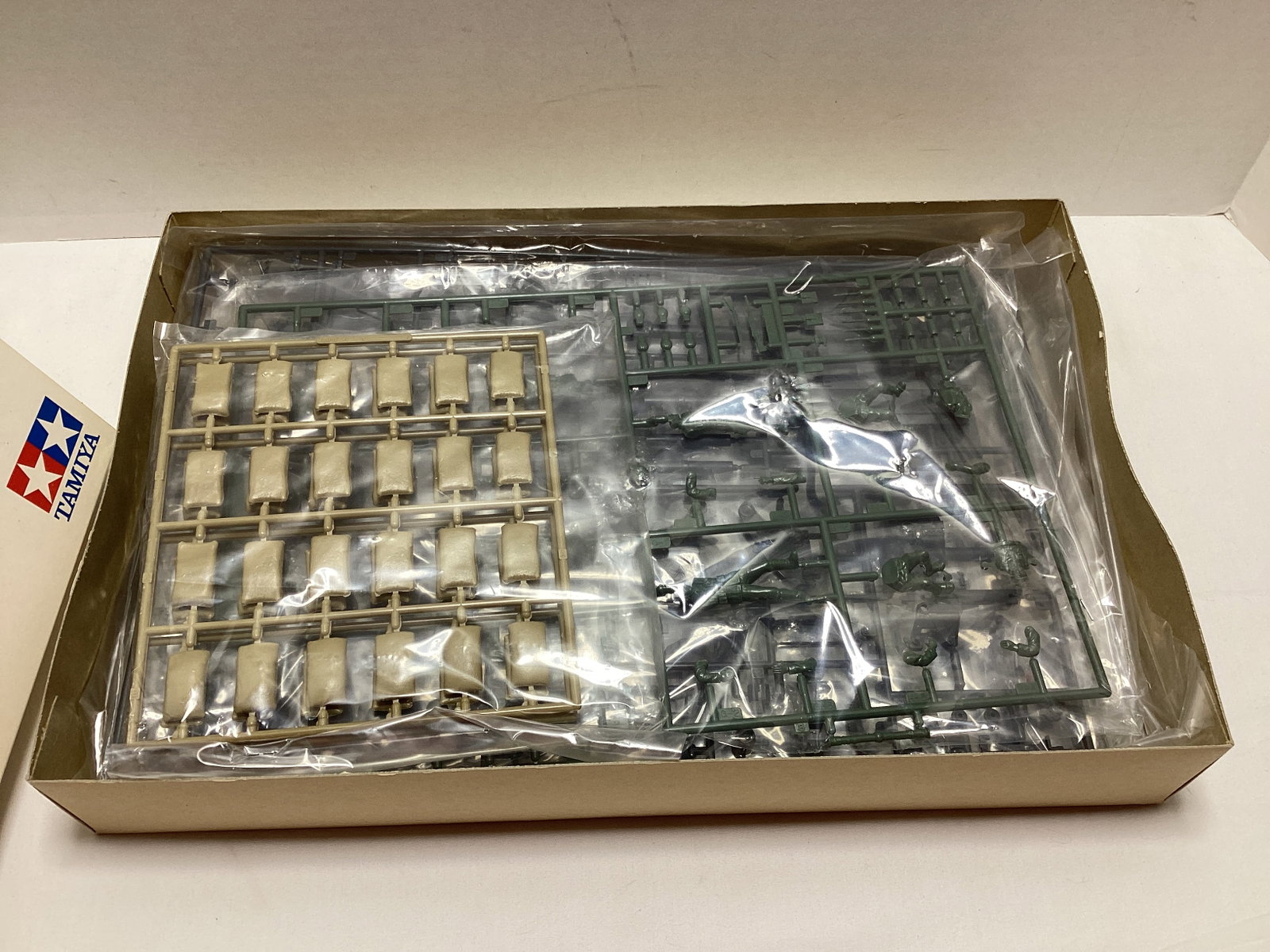 Tamiya German 88 mm GunFlak 36/37 1:35 Scale Military Model Kit - 3