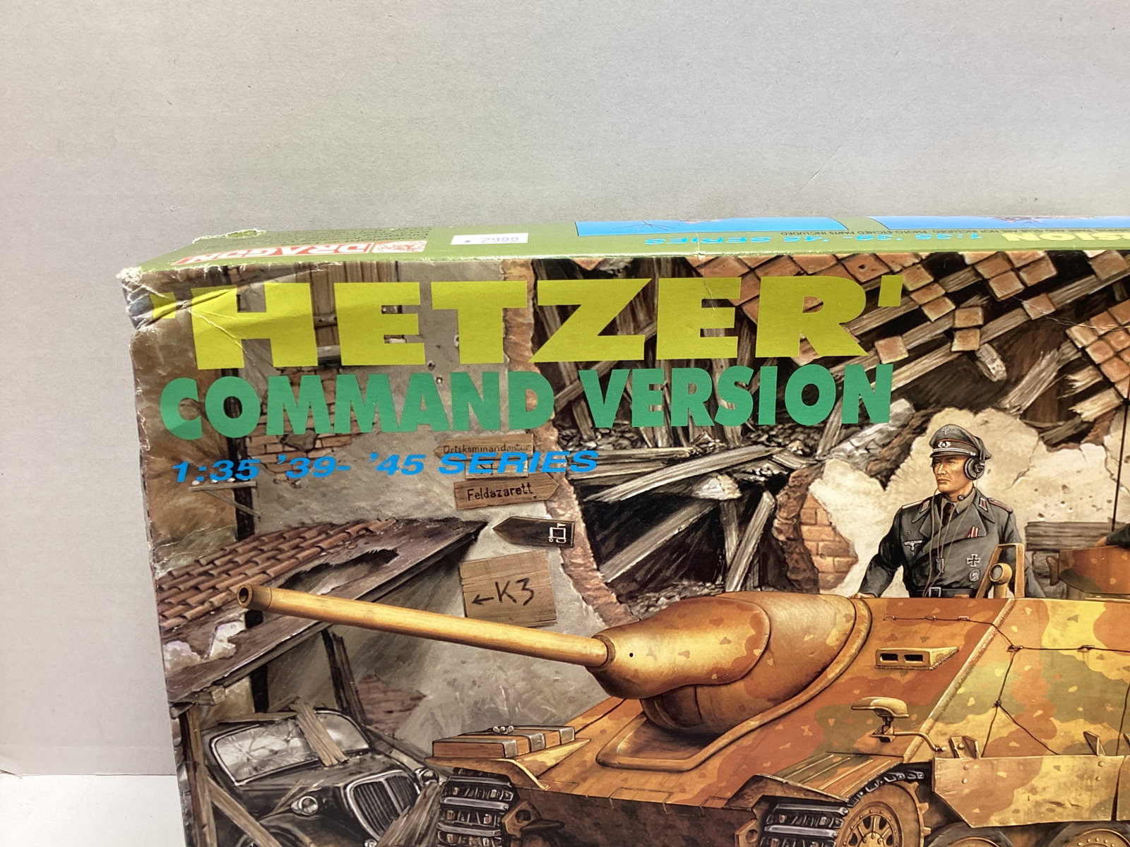 Dragon Models Hetzer Command Version Tank 1:35 Scale Model Kit - 2