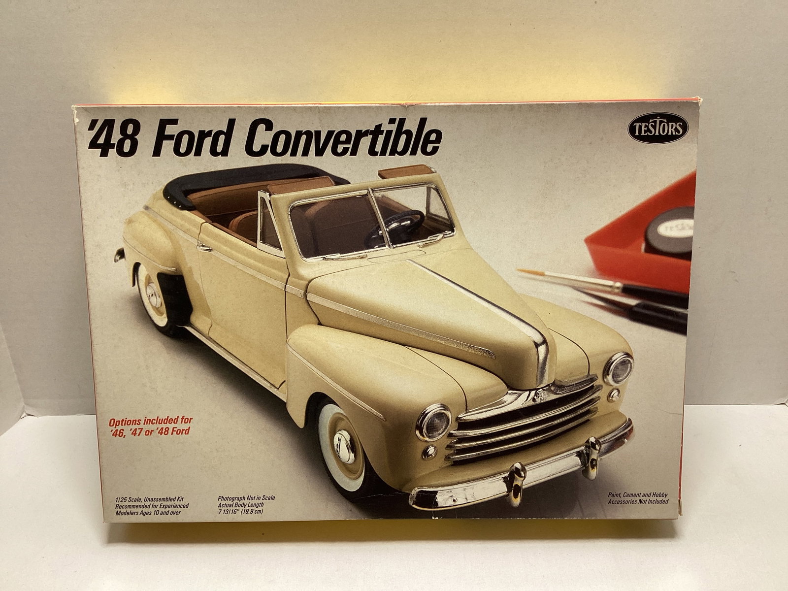 Testors 1948 Ford Convertible 1:25 Scale Model Kit: open box, unsure if complete