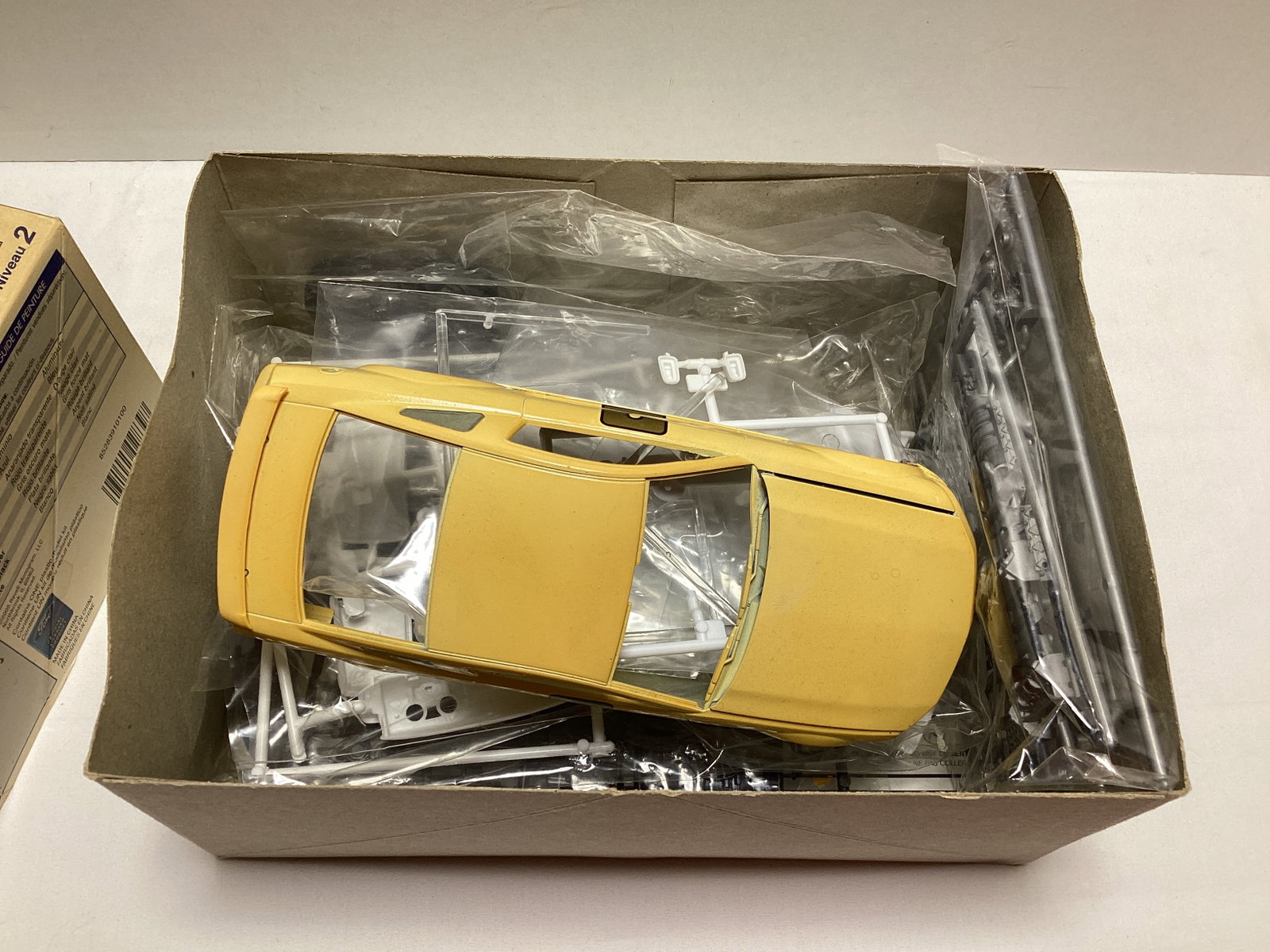 Revell Muscle 2006 Ford Mustang GT 1:25 Scale Model Kit - 3