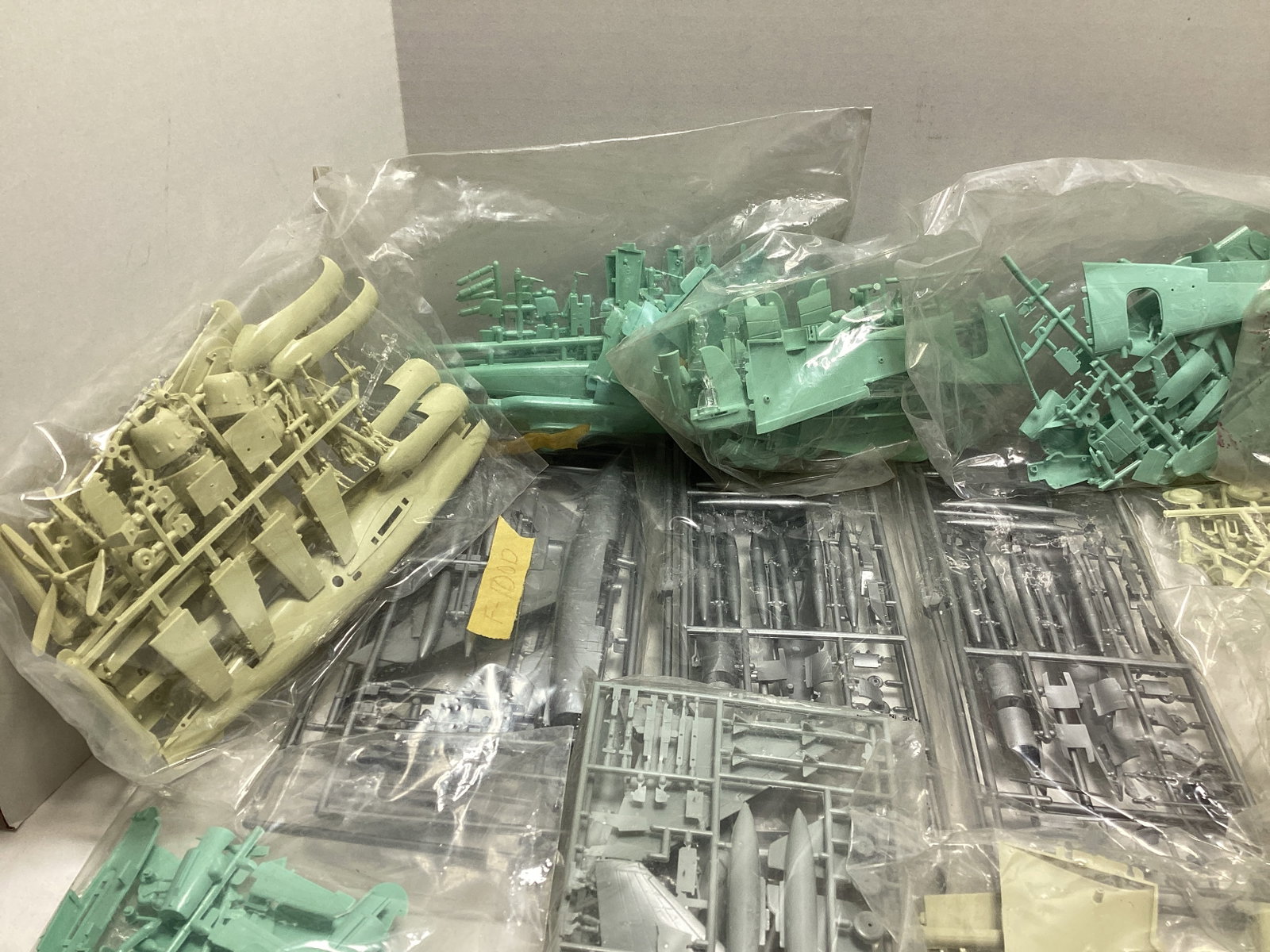 Military Model Kits - 3