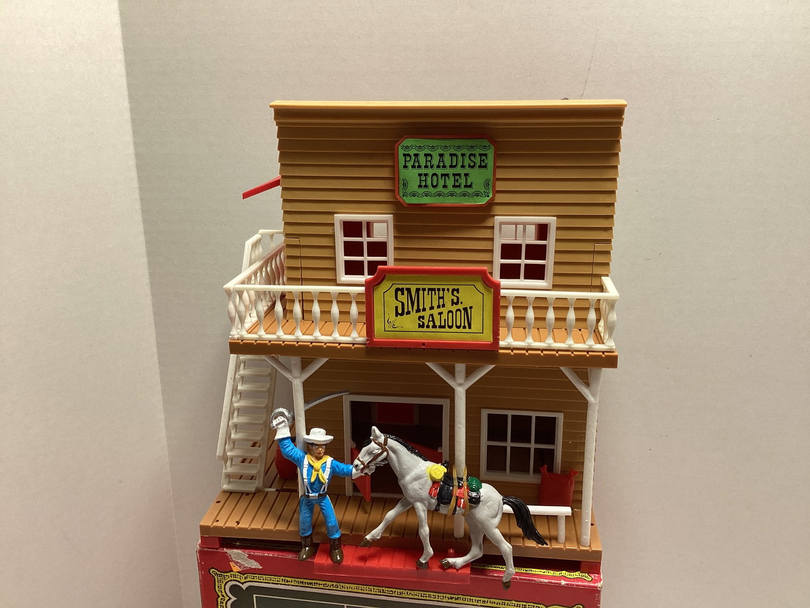 Comansi West Bank and Saloon Playsets - 4