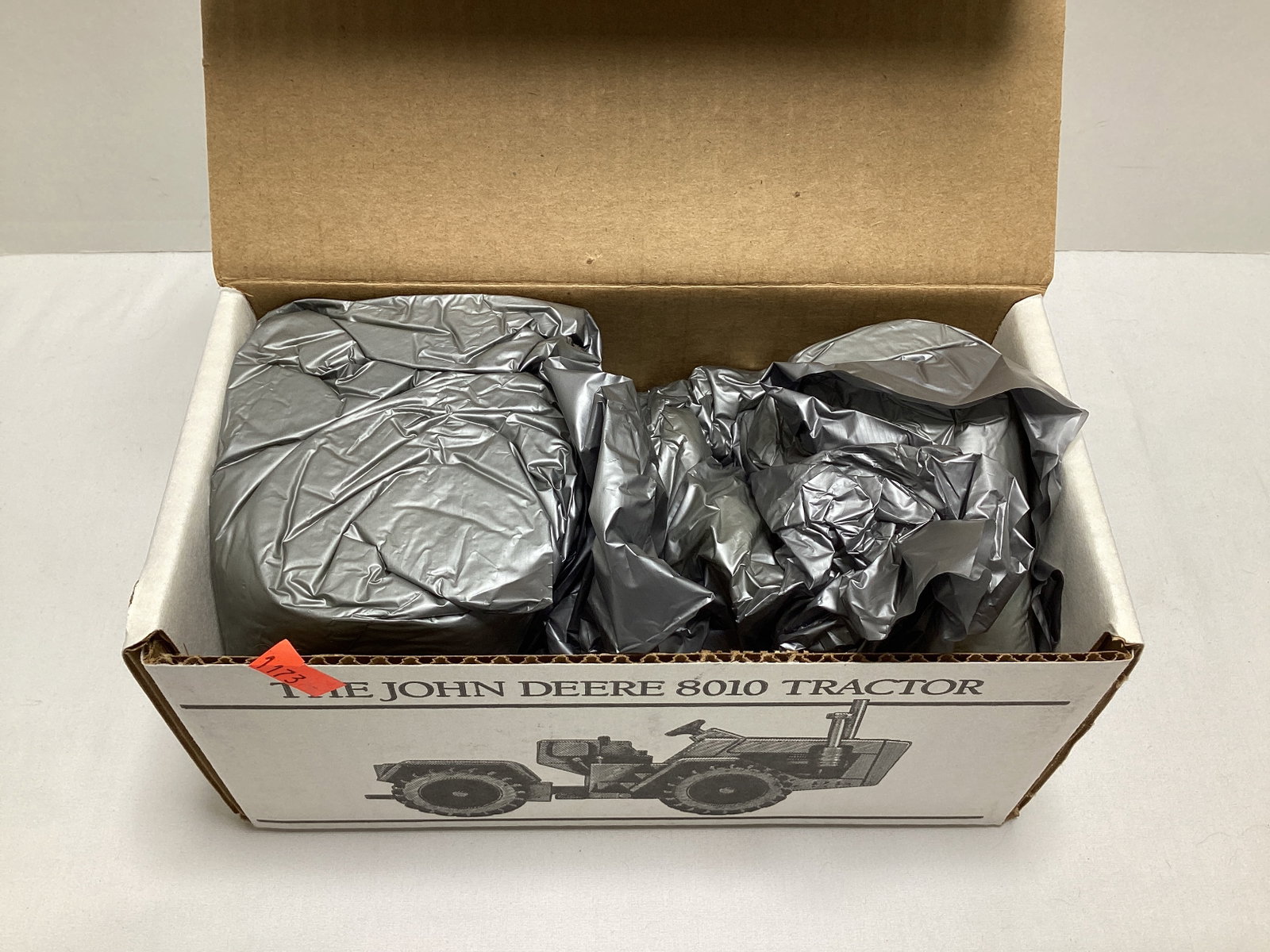 Spec-Cast John Deere 8010 Pewter Tractor - 3