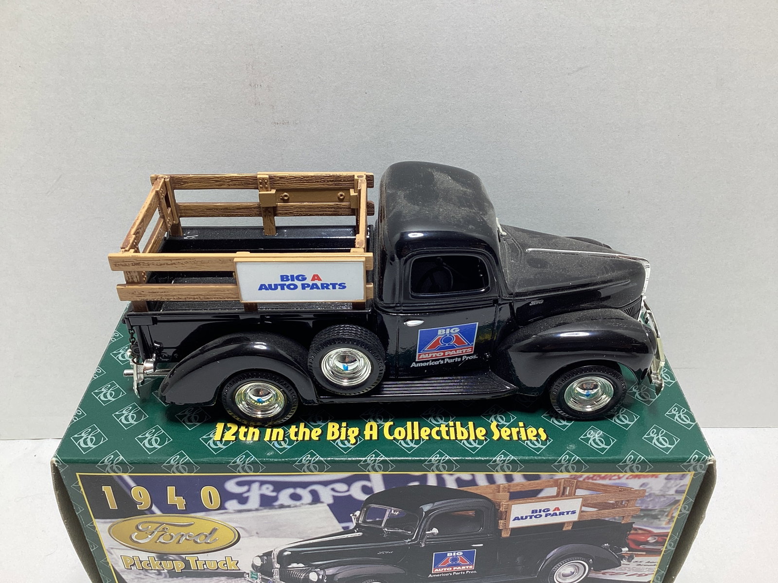 ERTL 1040 Ford Pickup Truck Diecast - 2