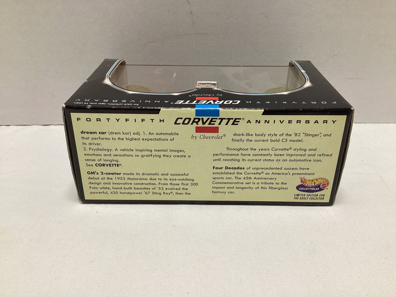 Hot Wheels Corvette Showcase Diecast Set - 3