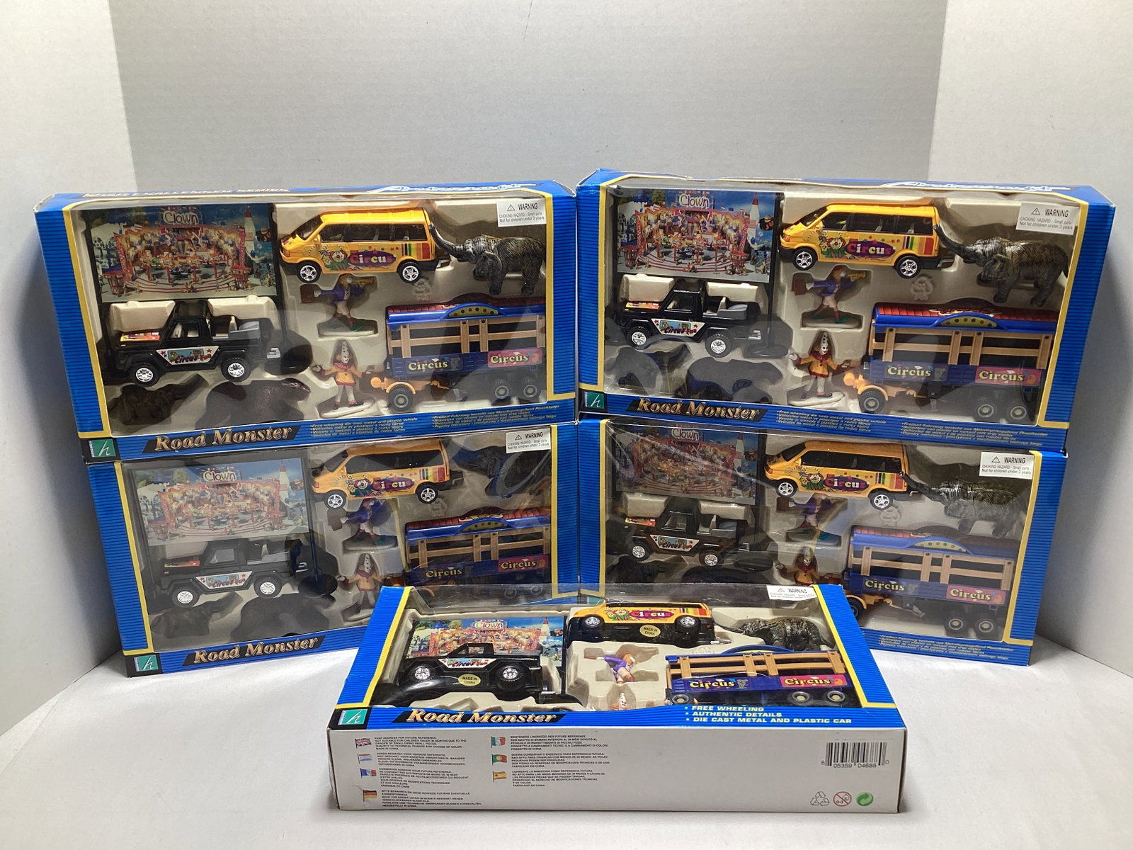 Five Autocraft Road Monster Circus Sets: .