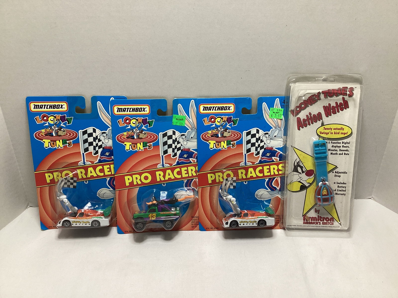 Looney Tunes Racers and Watch: .