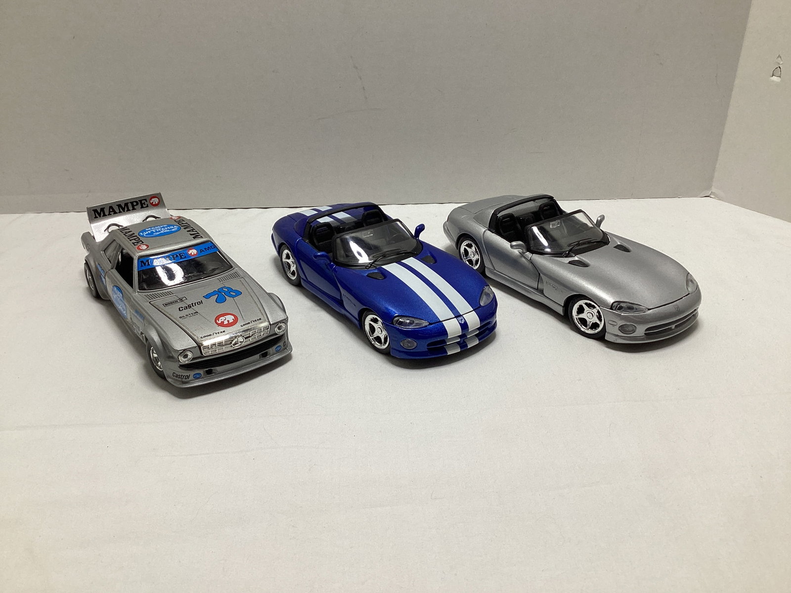 Dodge Viper and Mercedes 450 Rally Diecasts: .