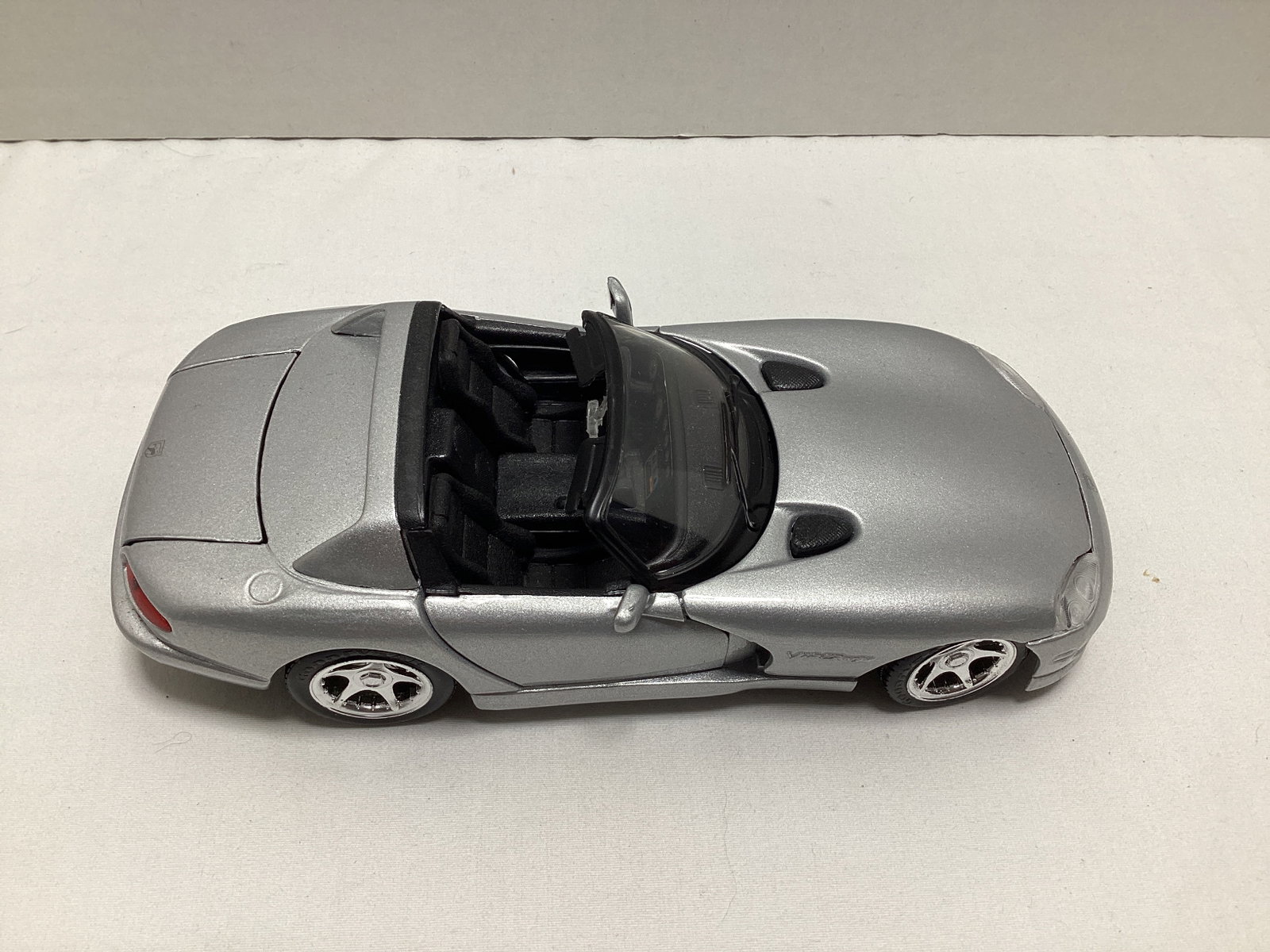 Dodge Viper and Mercedes 450 Rally Diecasts - 6