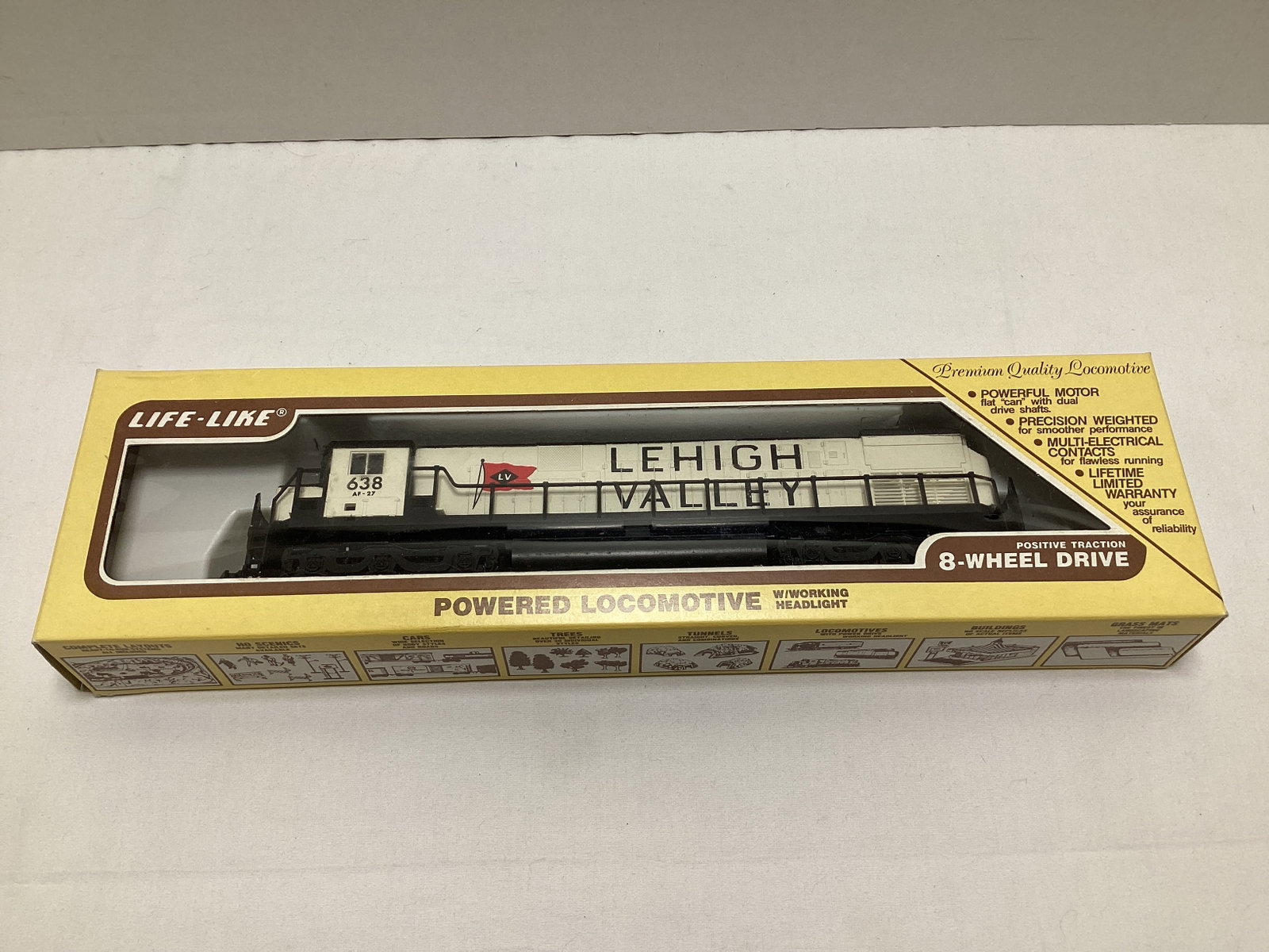 Two Life Like HO Scale Locomotives - 3