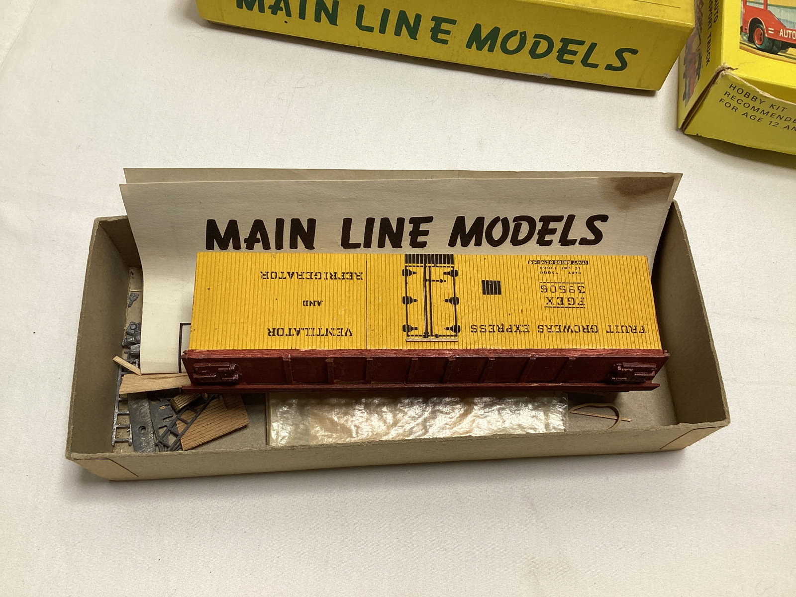 HO Scale Model Trains and Vehicles - 5