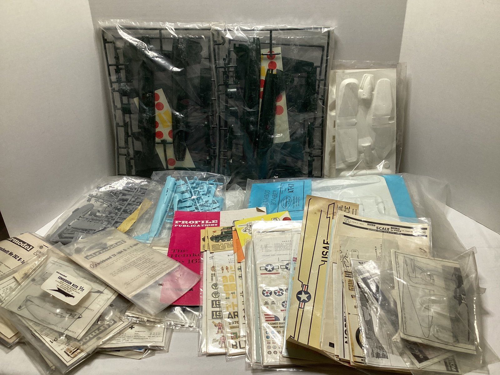 Model Airplanes and Decals: .