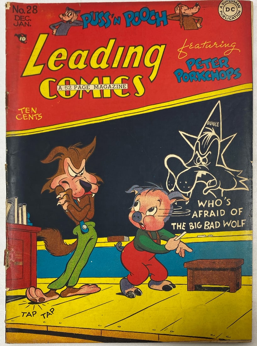 Leading Comics 28 DC Comic Book: cover detached at bottom staple, please preview and see all photos for this lot