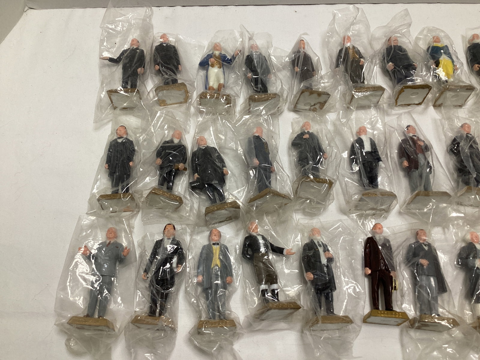 36 Marx Presidents Figures - 2