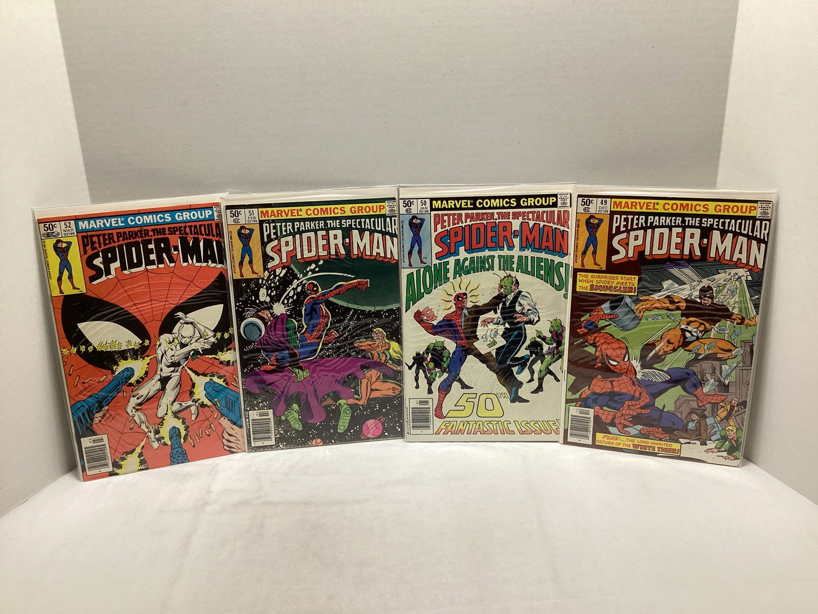 Four Spectacular Spider-Man Marvel Comic Books (1 of 3)