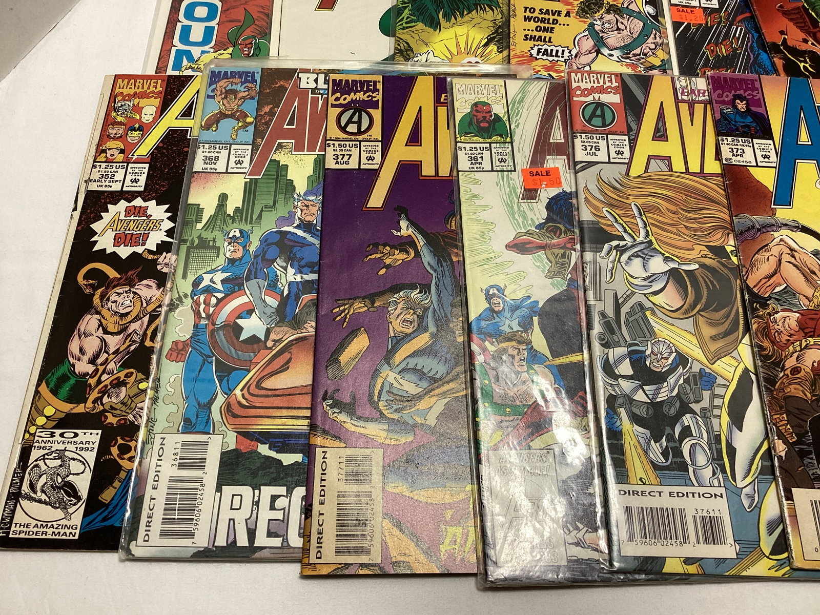 12 Avengers Marvel Comic Books - 3