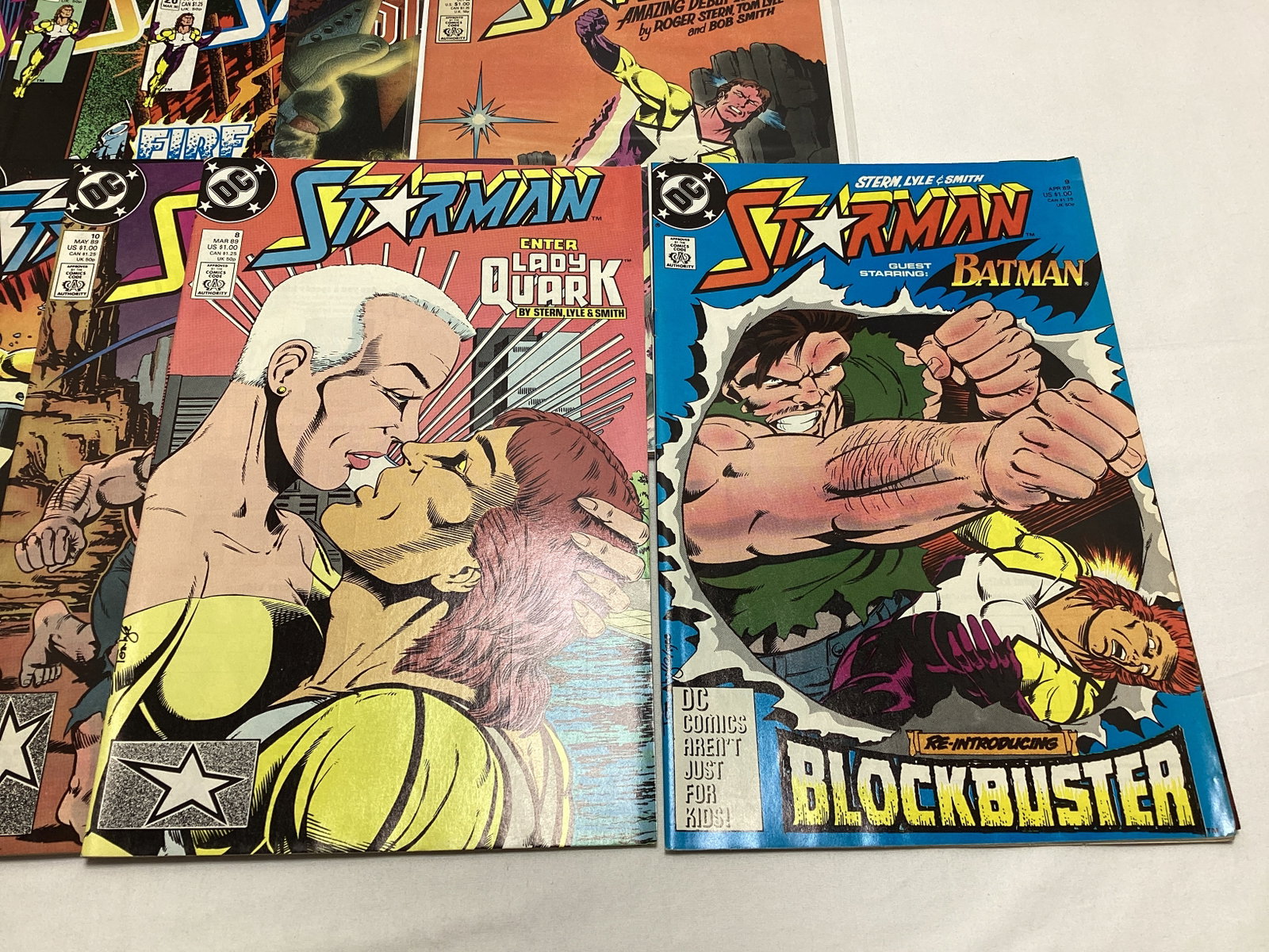 10 Starman DC Comic Books - 2