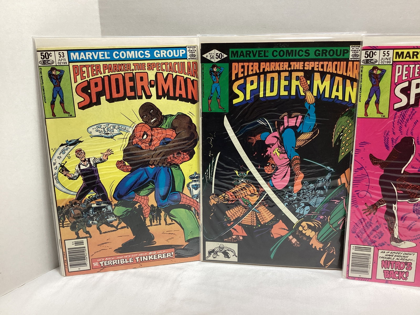 Four Peter Parker Spectacular Spider-Man Marvel Comic Books - 3