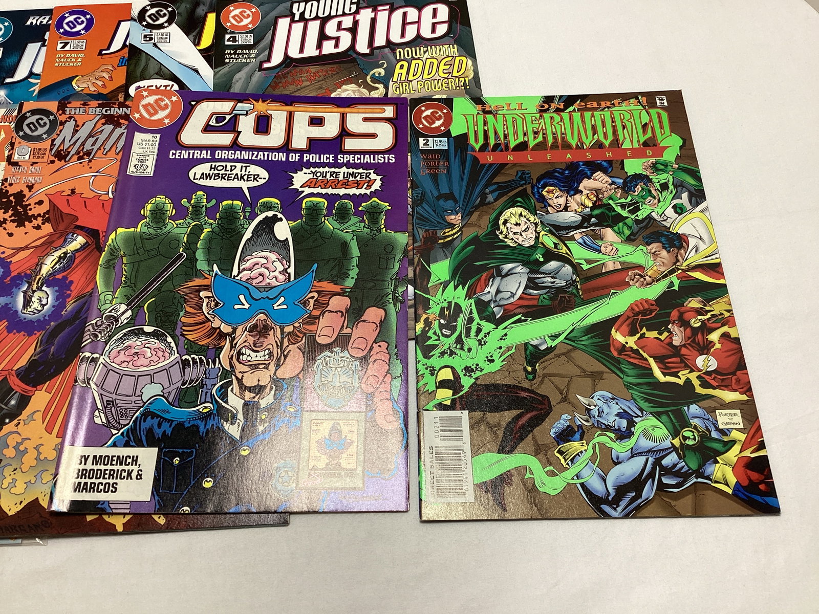 10 DC Comic Books - 2