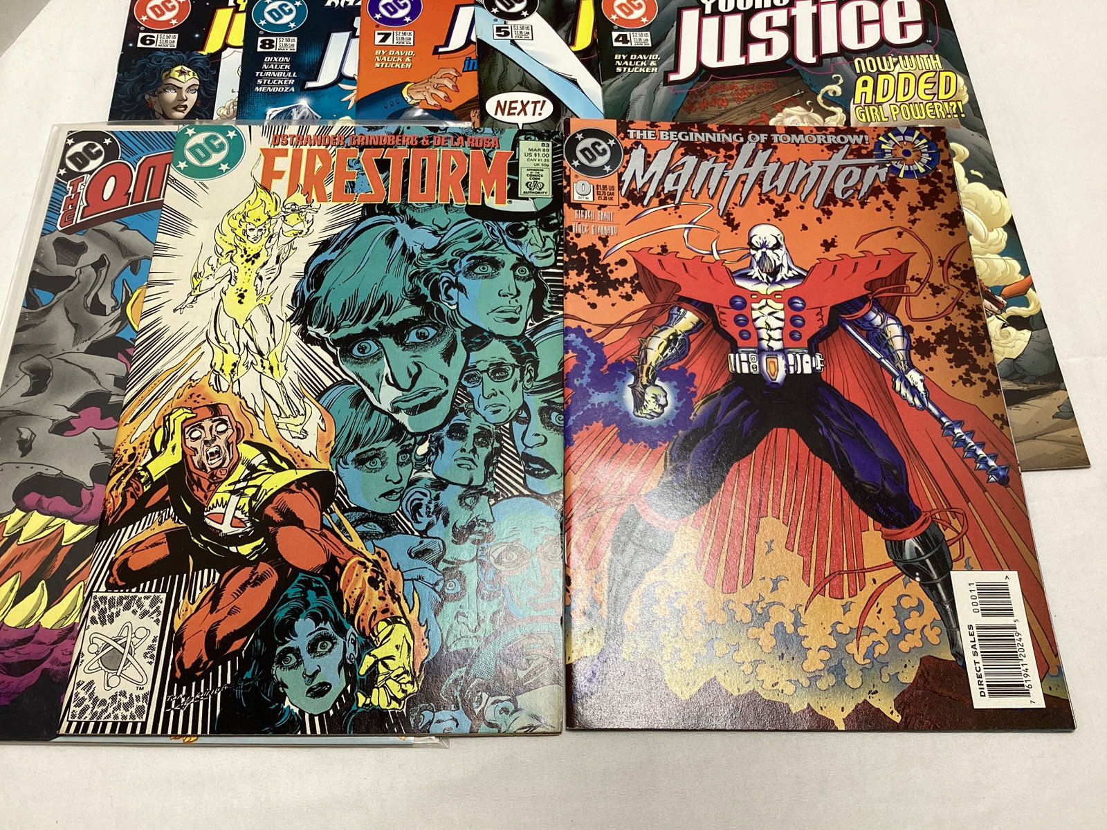 10 DC Comic Books - 3
