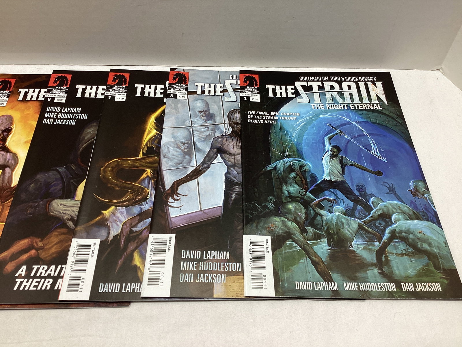 13 Strain Dark Horse Comic Books - 4