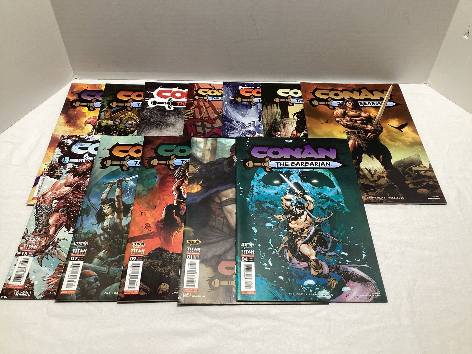 12 Conan the Barbarian Titan Comic Books: .