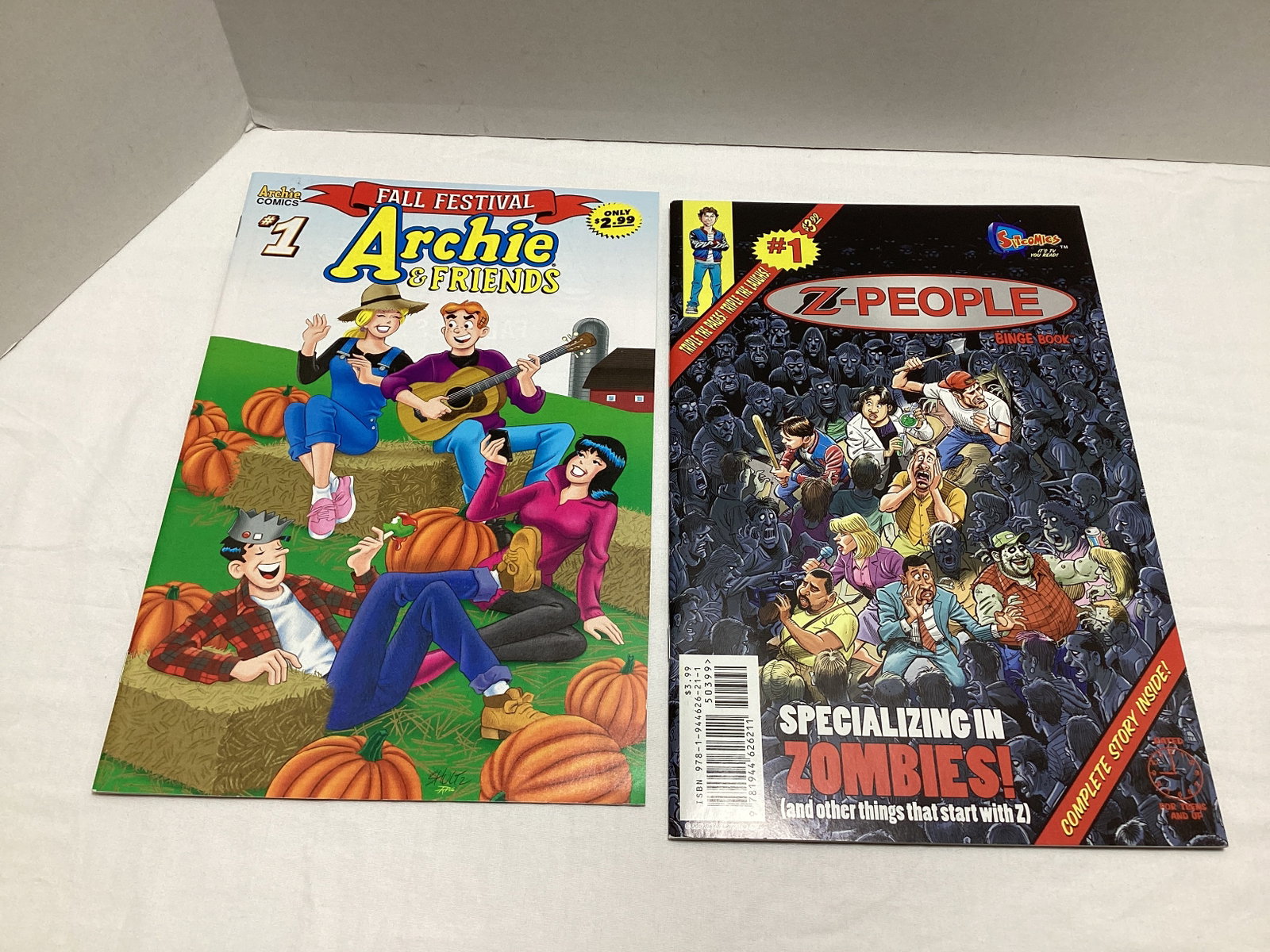 Eight Archie Comic Books - 4