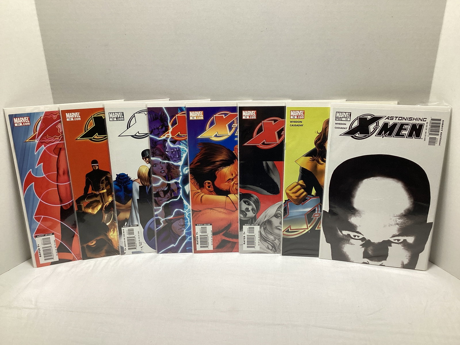 Eight Astonishing X-Men Marvel Comic Books: .