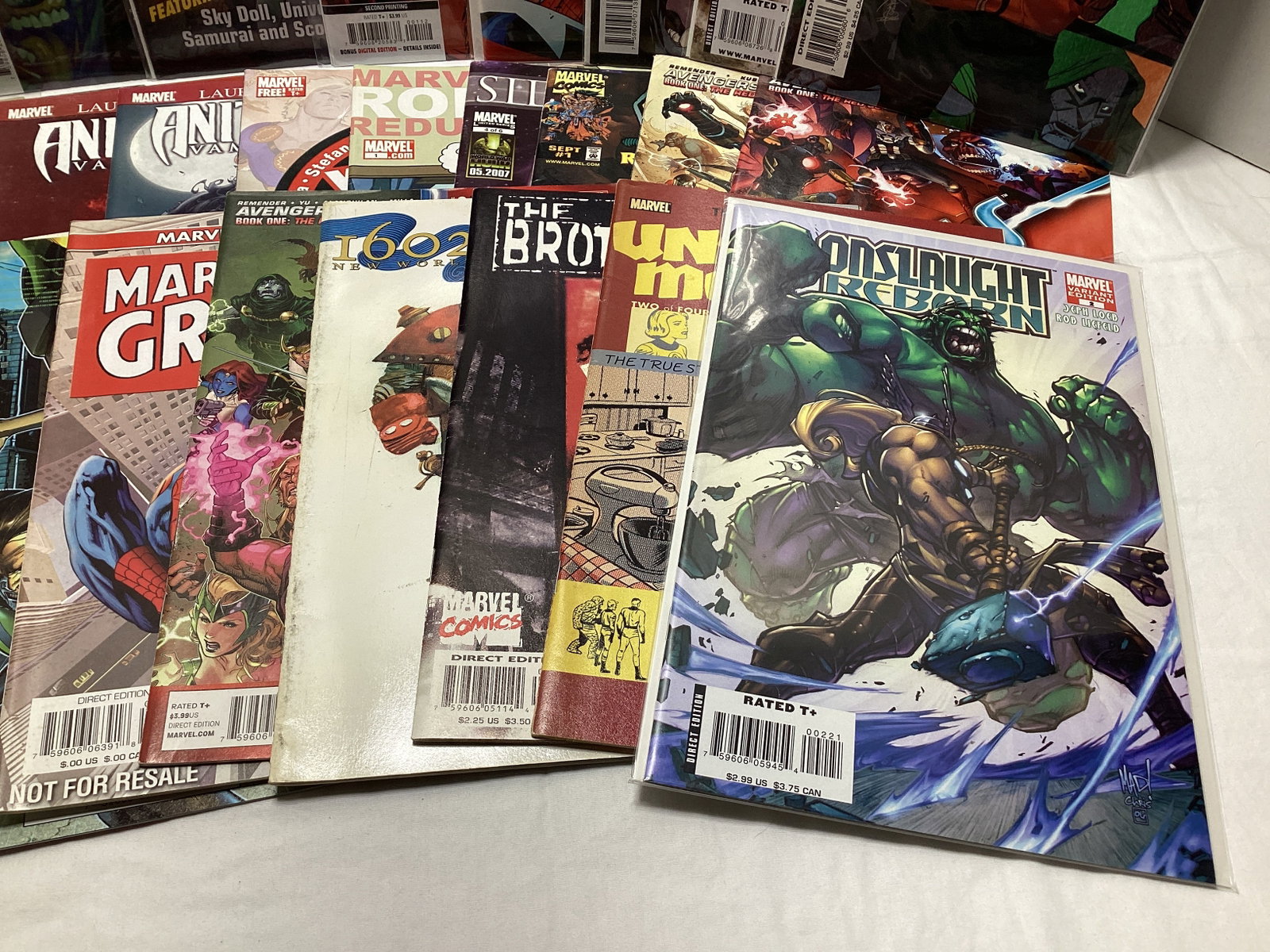 32 Marvel Comic Books - 5