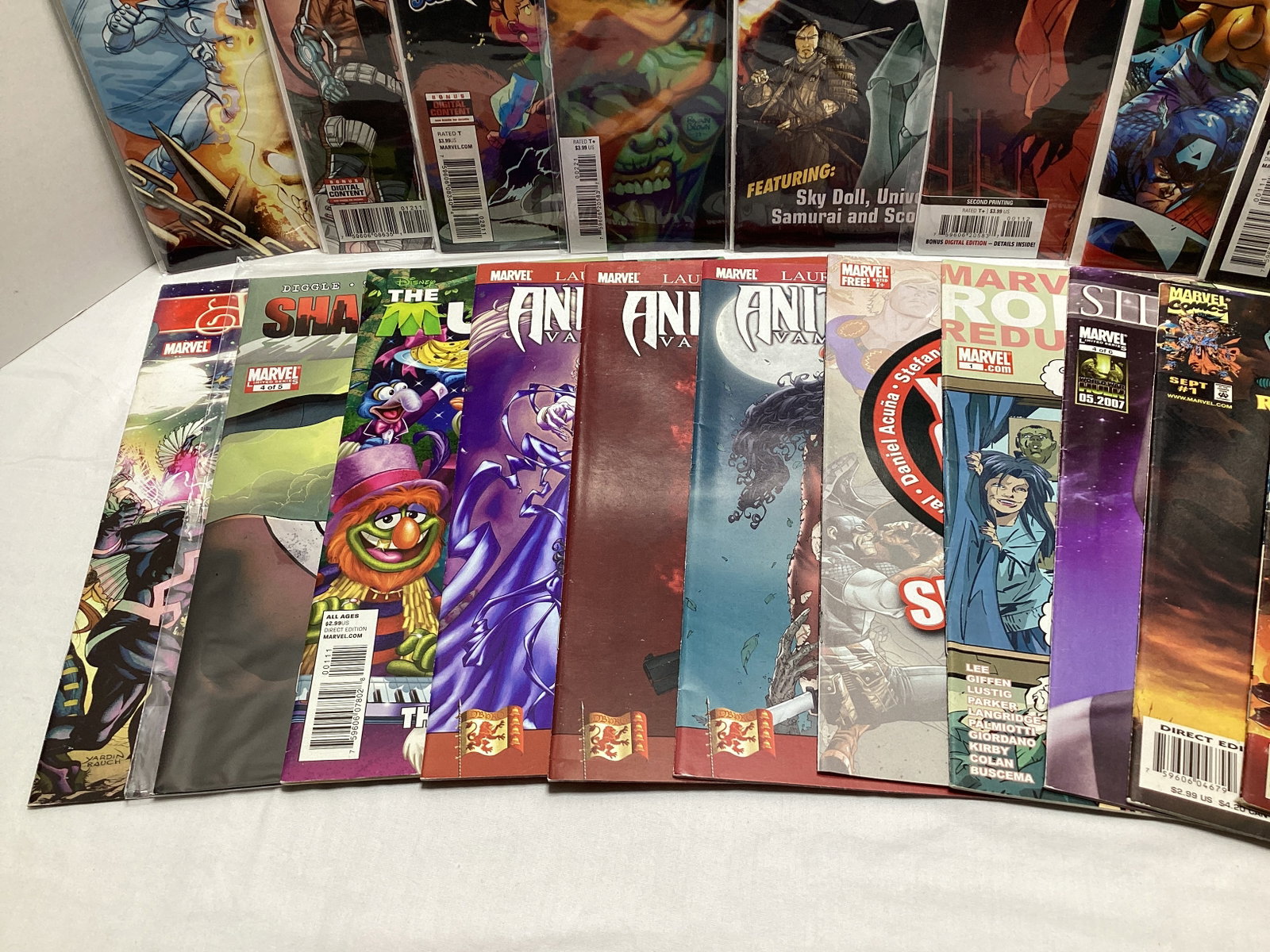 32 Marvel Comic Books - 7